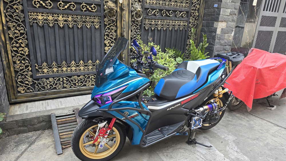 Yên Độ Yamaha NVX Cao Cấp Màu Đặc Biệt _ NVX-G12-BLUE