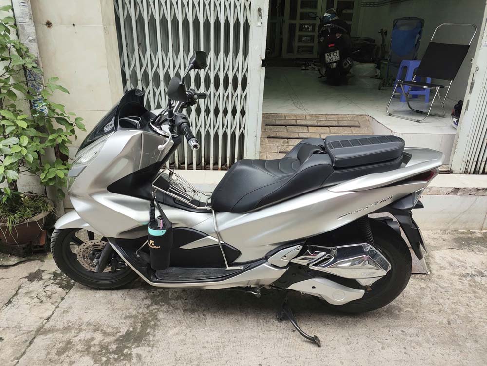 Yên Xe Tựa Lưng Cho Honda PCX ĐEN _ PCX-TL03-BLACK
