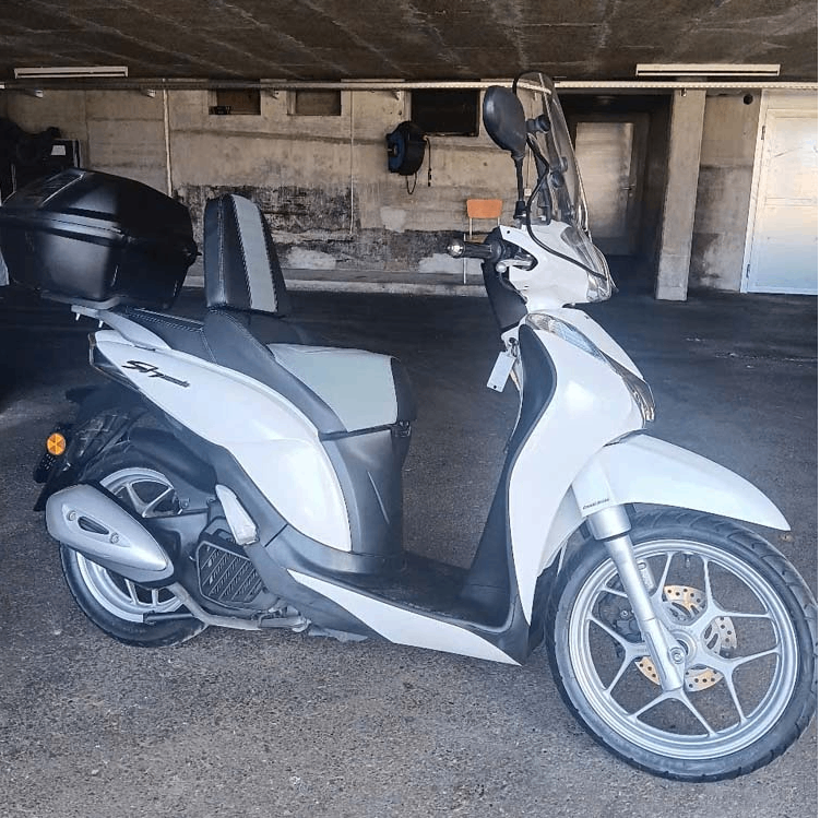 Yên Xe Tựa Tháo Rời Cho Honda SH Mode _ SHM-TL03-GREY