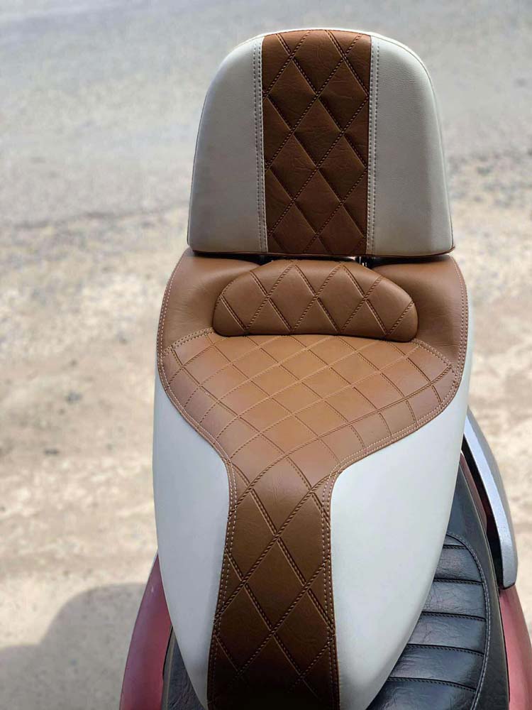 Yên Xe Tựa Lưng Cho Vespa – Phối Màu Trắng - Nâu _ VESPA-TL03-WHITE