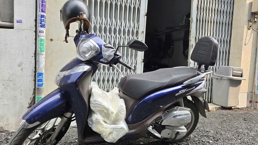 Tựa Lưng Cho Người Ngồi Sau Xe Máy Honda SH Mode (chỉ tựa sau) _ SH-TS