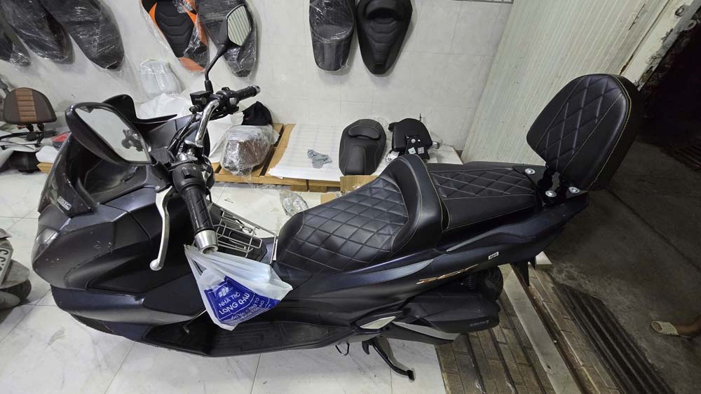 Tựa Lưng Cho Người Ngồi Sau Honda PCX _ PCX-TS