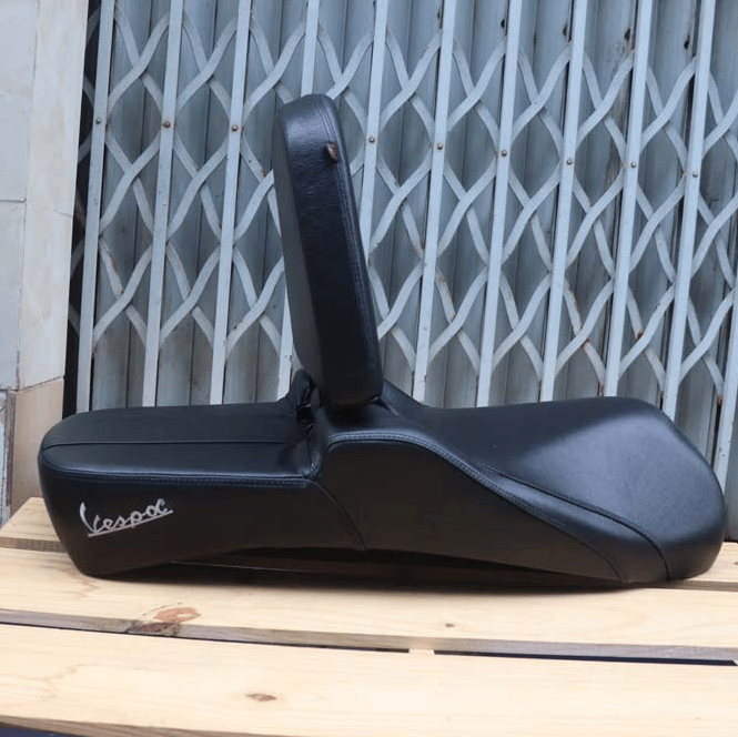 Yên Xe Tựa Lưng Cho Vespa –  Da Bò Thật Màu Đen _ VESPA-TL03-BLACK