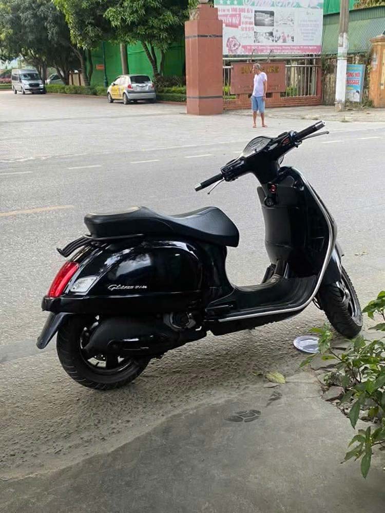 Yên Solo Vespa Cao Cấp – Da Màu Đen _ VESPA-V11-BLACK