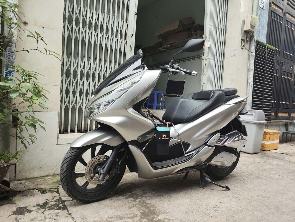 Yên Xe Tựa Lưng Cho Honda PCX ĐEN _ PCX-TL03-BLACK