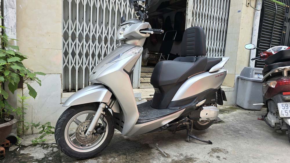 Yên xe tựa bật tiện lợi cho Honda Lead các đời _ LEAD-TL03-BLACK
