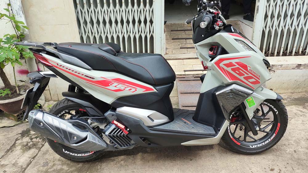 Yên Xe Thể Thao Vario Ngầu _ VARIO-G06-BLACK