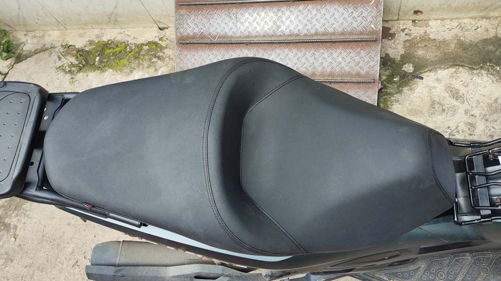 Yên xe độ air blade kiểu dáng đơn giản êm ái _ AB-G15-BLACK
