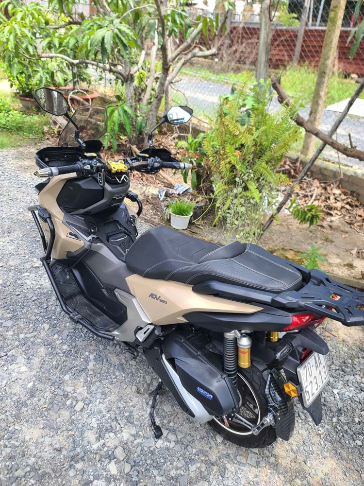 Yên xe ADV150/160/350 phong cách thể thao_ADV-G02-BLACK