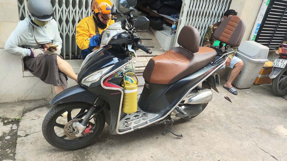 Yên Xe Tựa Tháo Rời Vision - Phối Nâu Đặc Biệt _ VISION-TL02-BROWN
