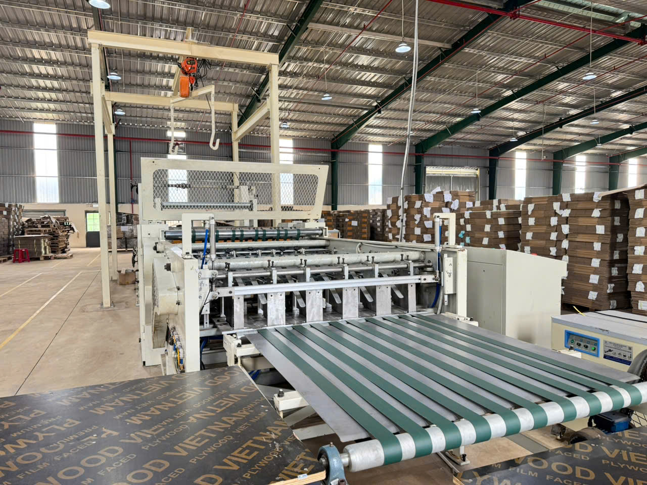 Máy cắt giấy A4