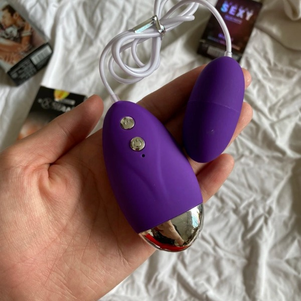 Trứng Rung Tình Yêu 1 Đầu Và 2 Đầu Sextoy Thủ Dâm Nam Nữ