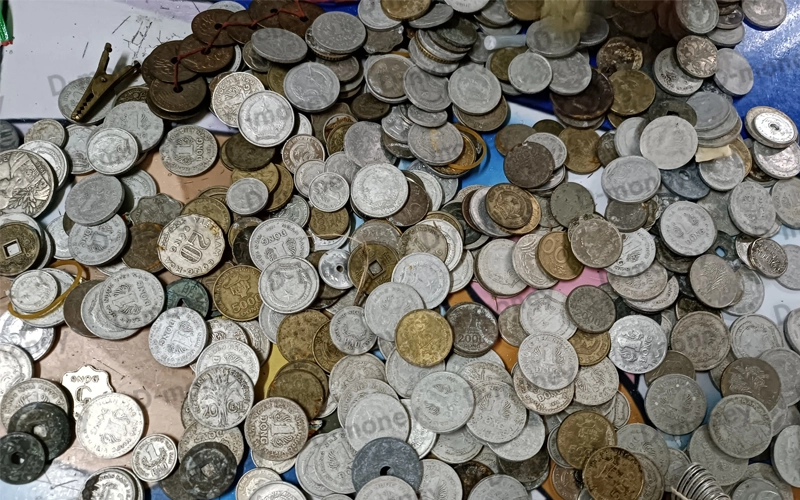 Cần bán tiền xu cổ hãy liên hệ ngay