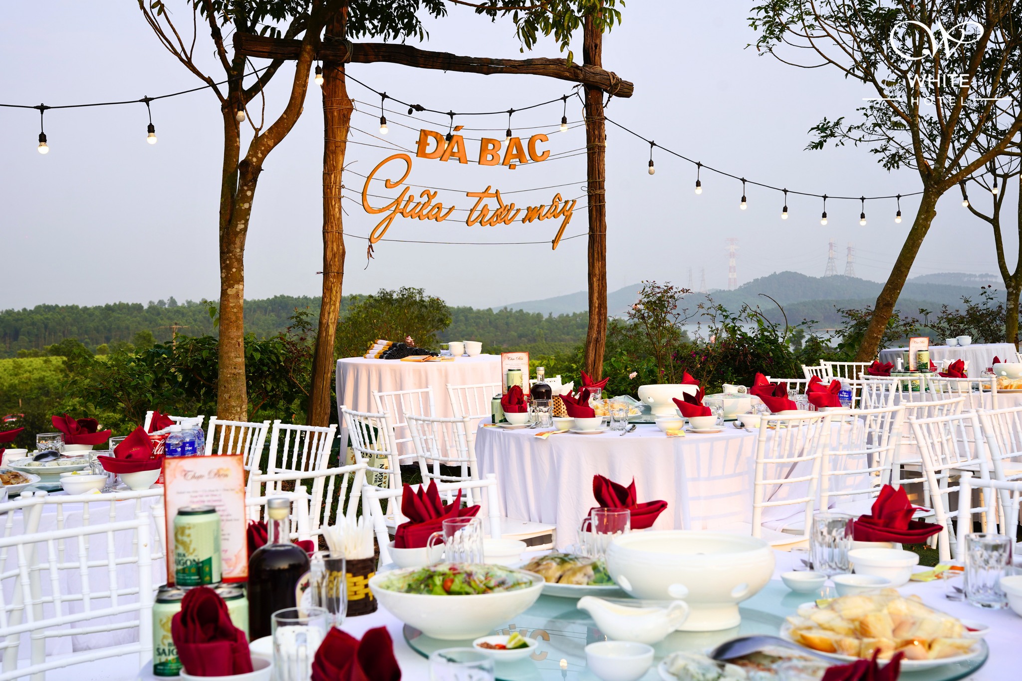 Tiệc lưu động tại white hotel hà tĩnh