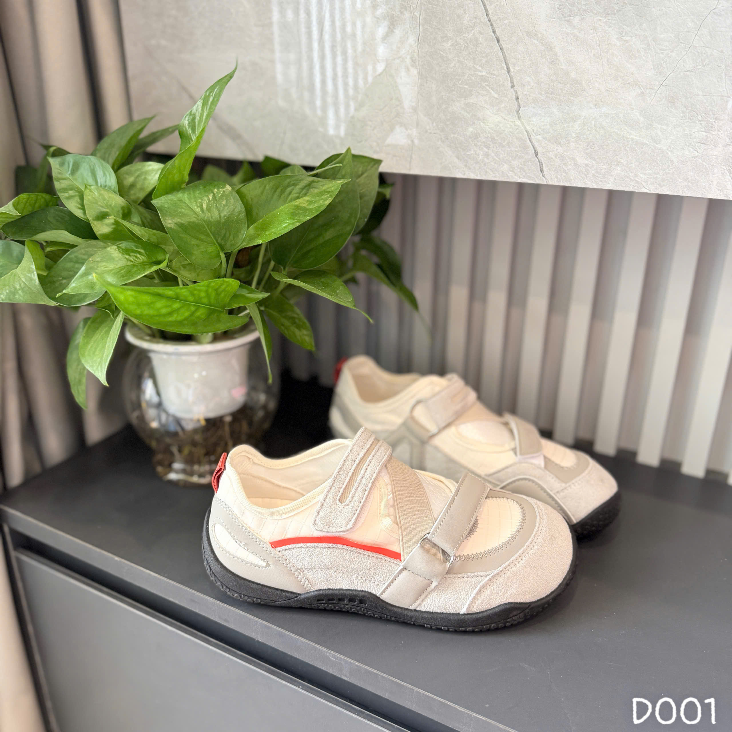 ( QC ) giày thể thao quai dán D001