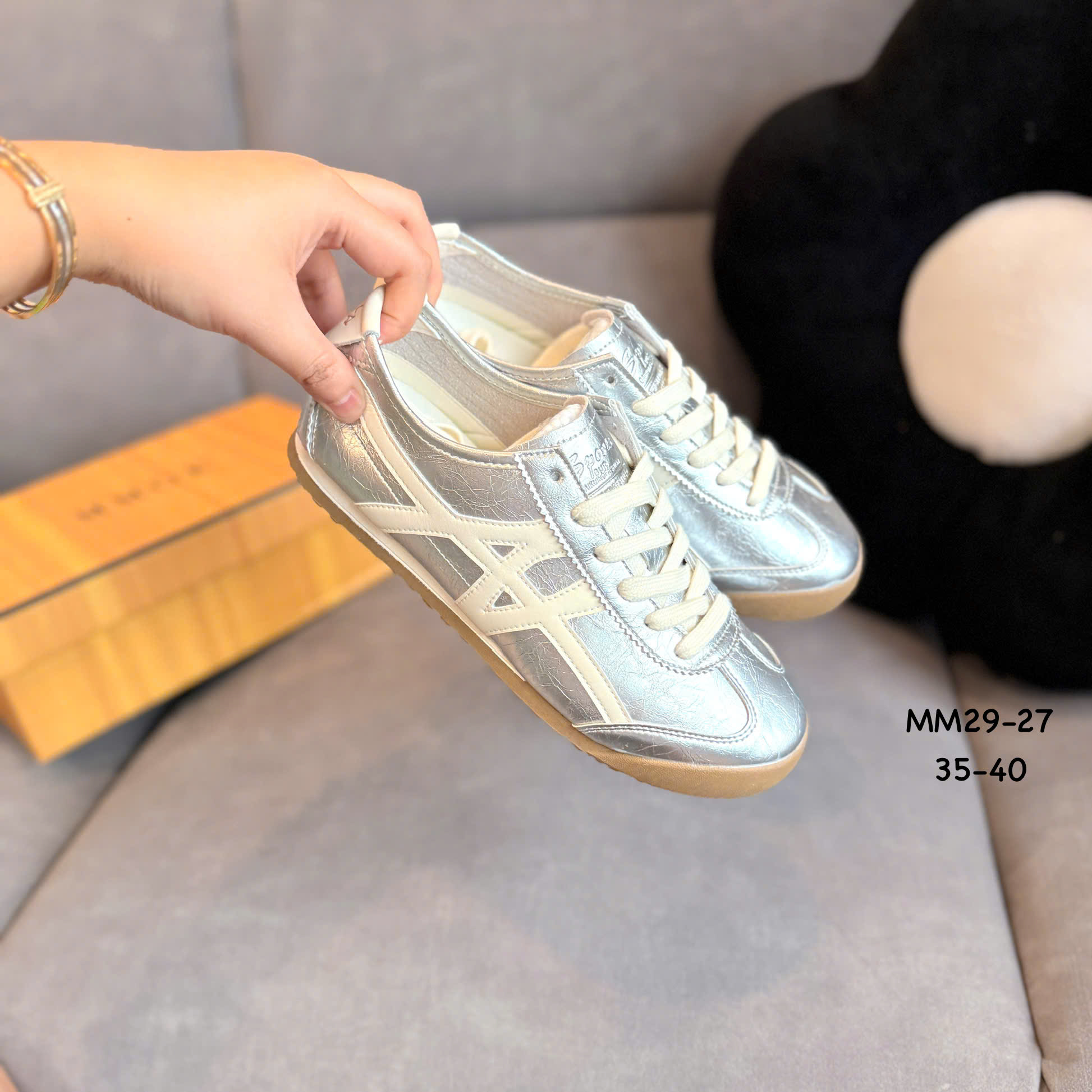 giày thể thao  MM29-27 bạc