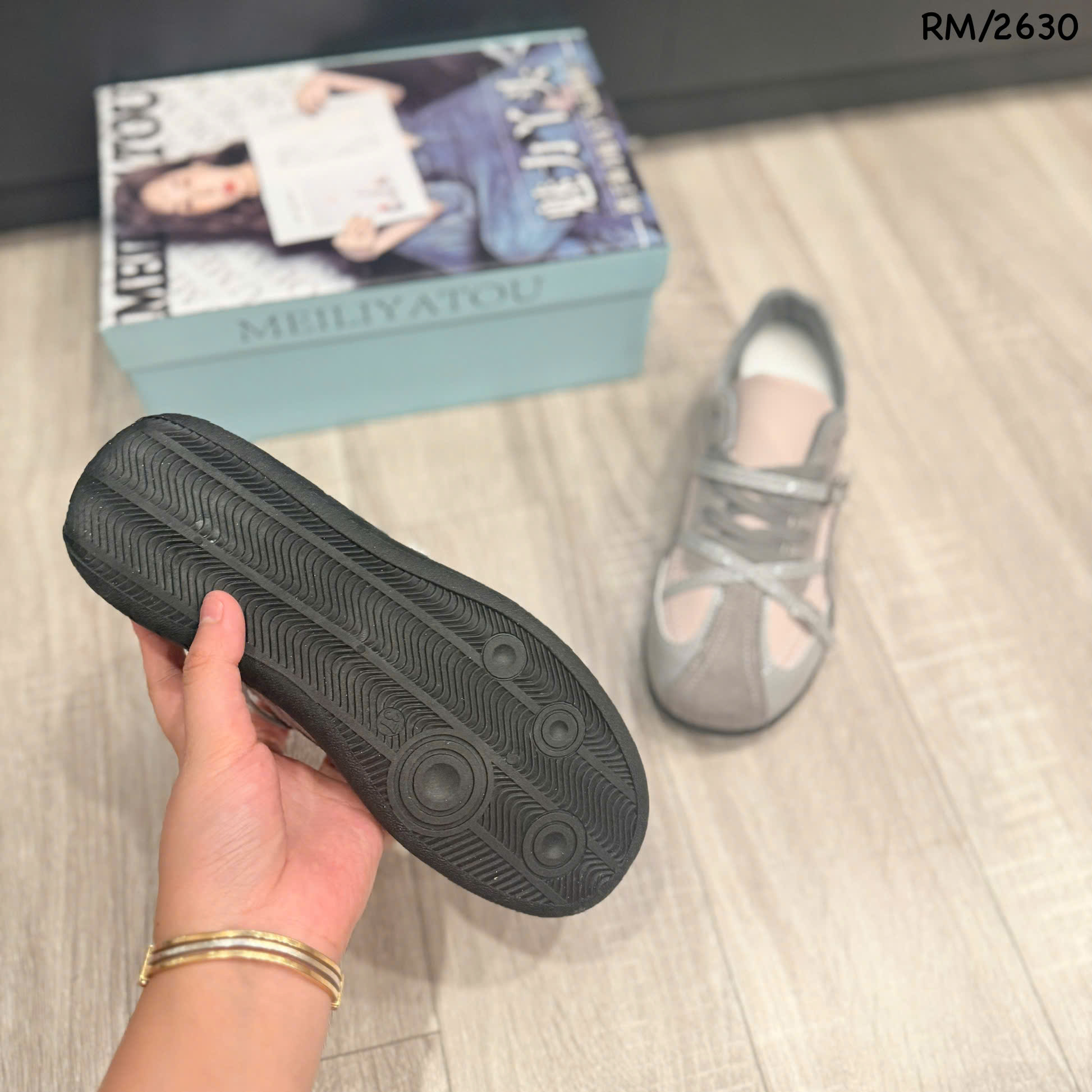 giày thể thao 2630 QC