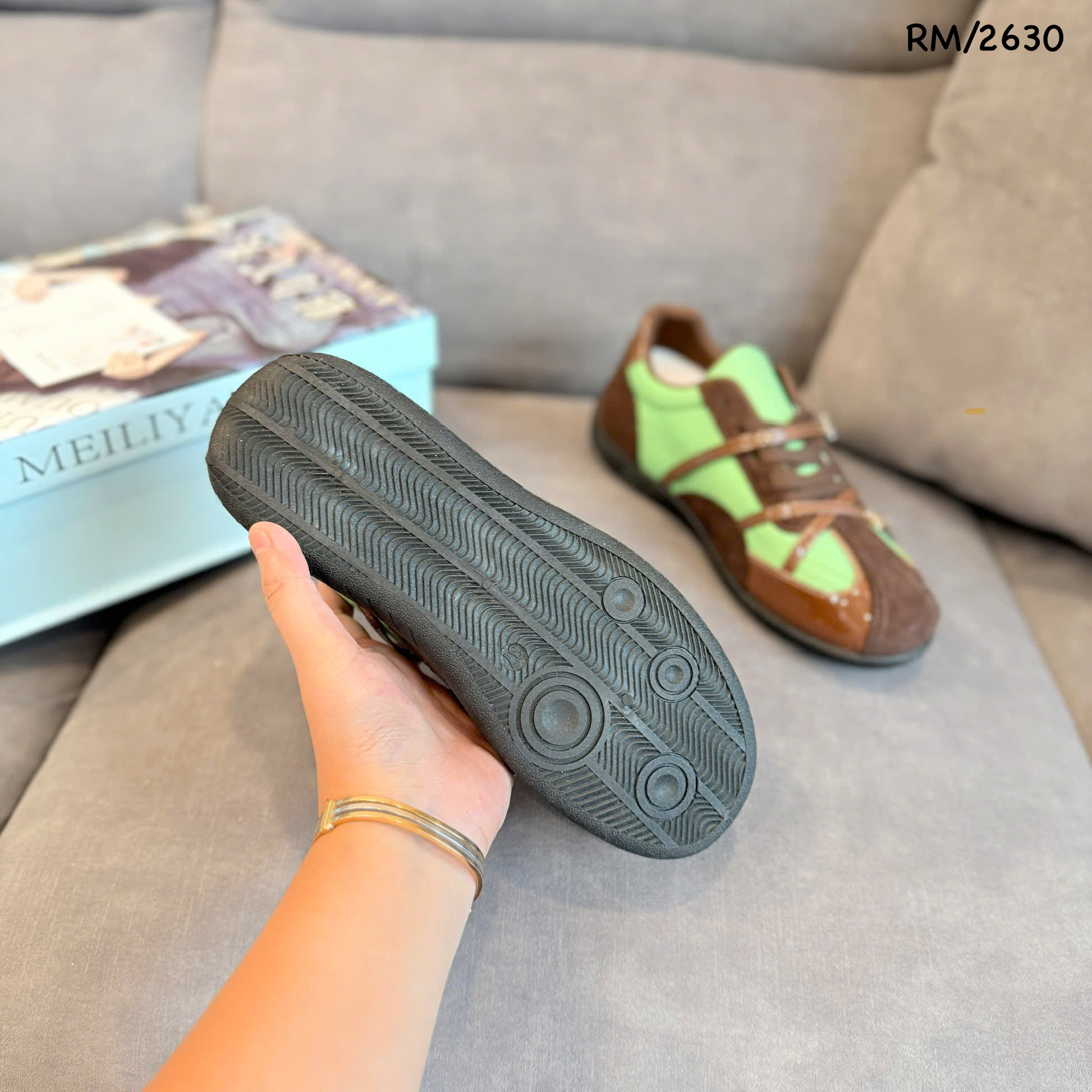 giày thể thao 2630 QC