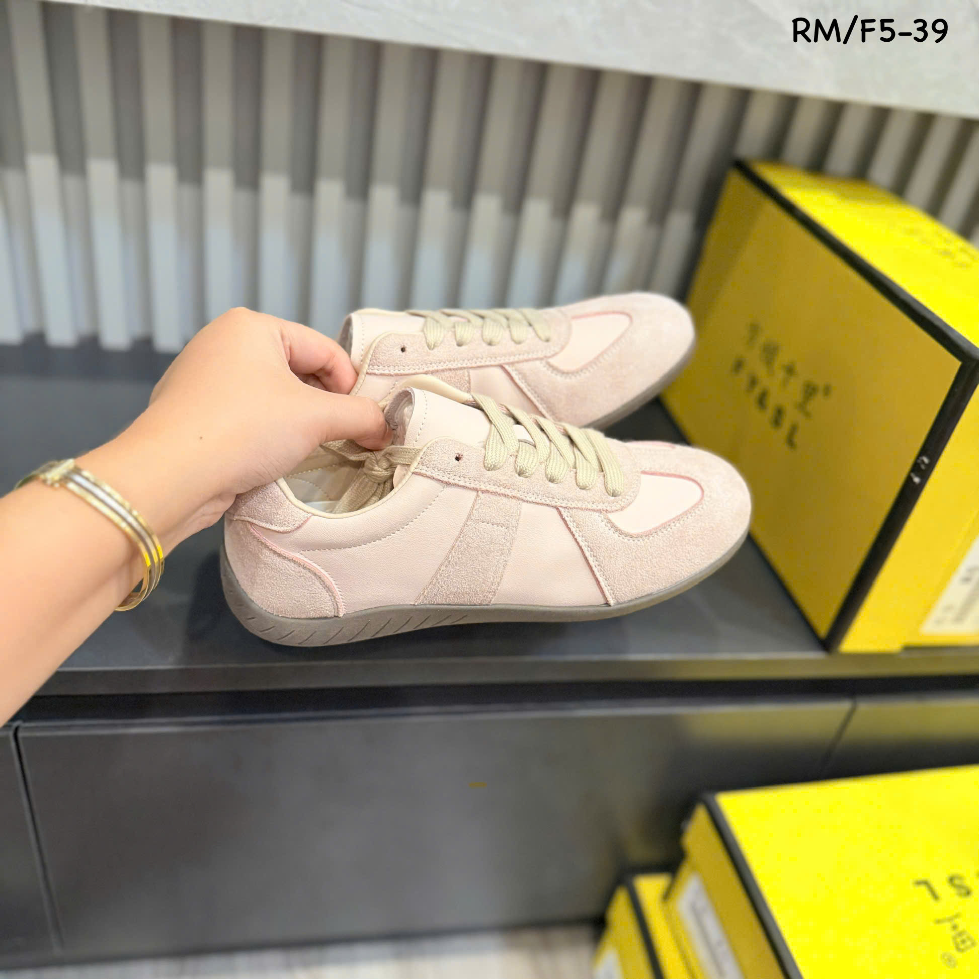giày thể thao F5-39 QC