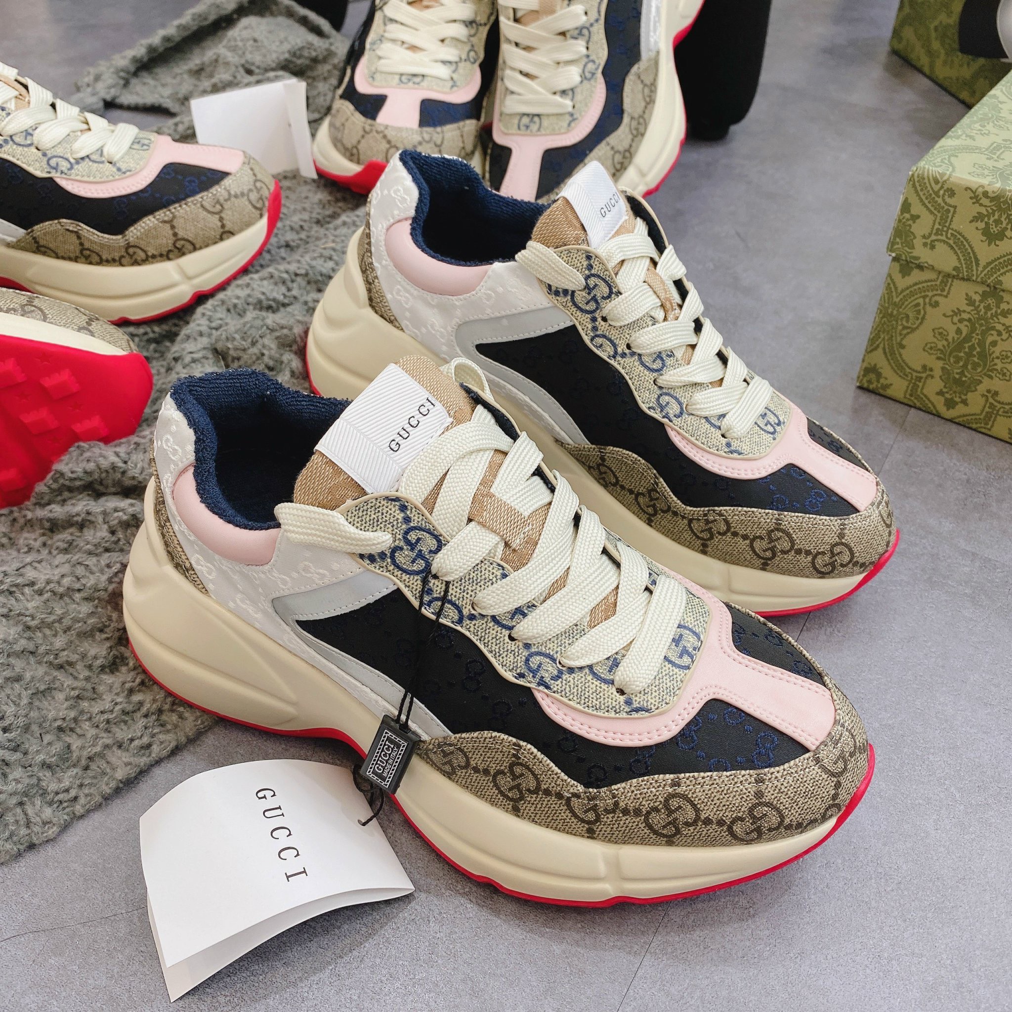 GC RHYTON NÂU HỒNG