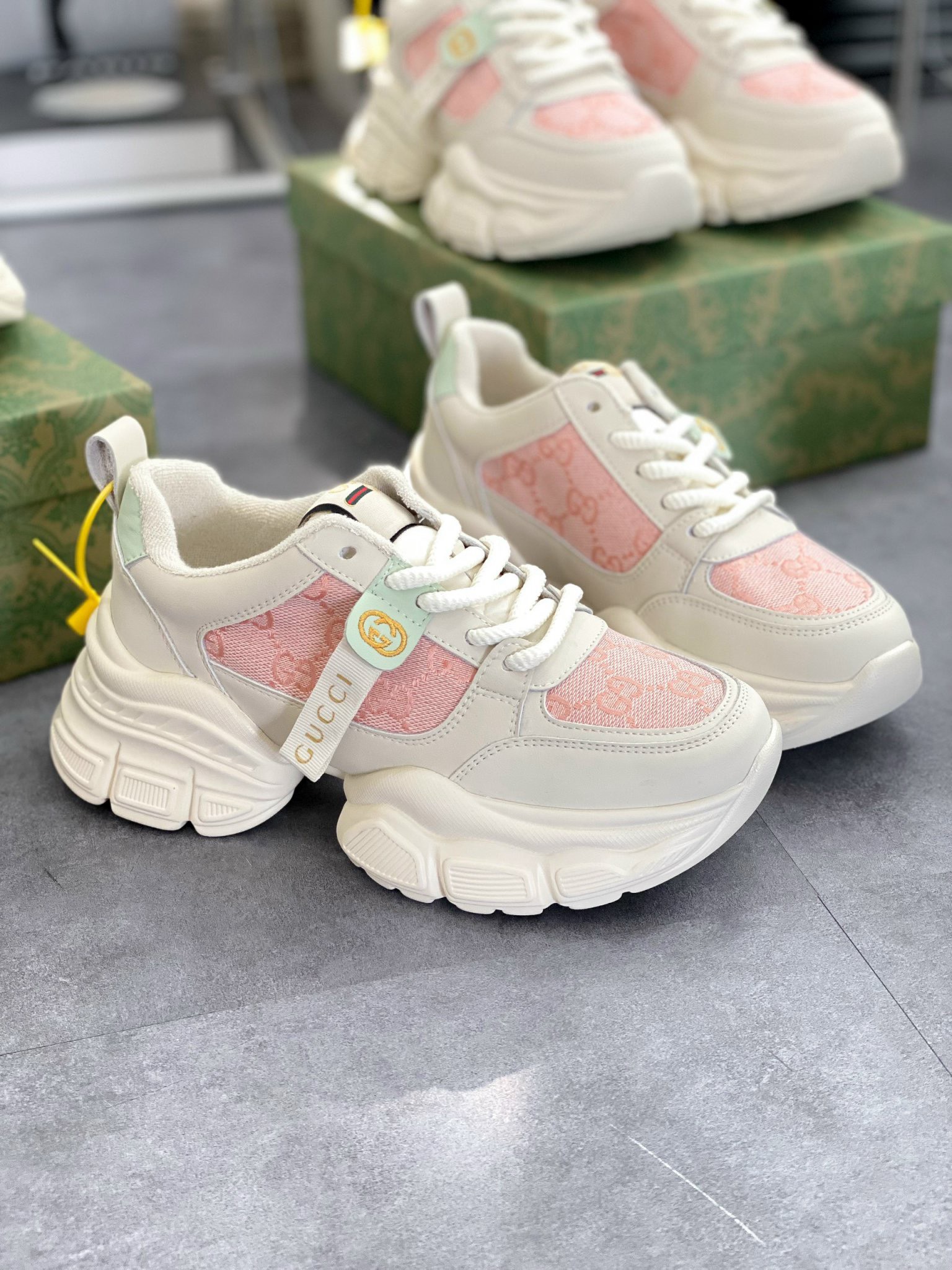 gucci hồng cam mới