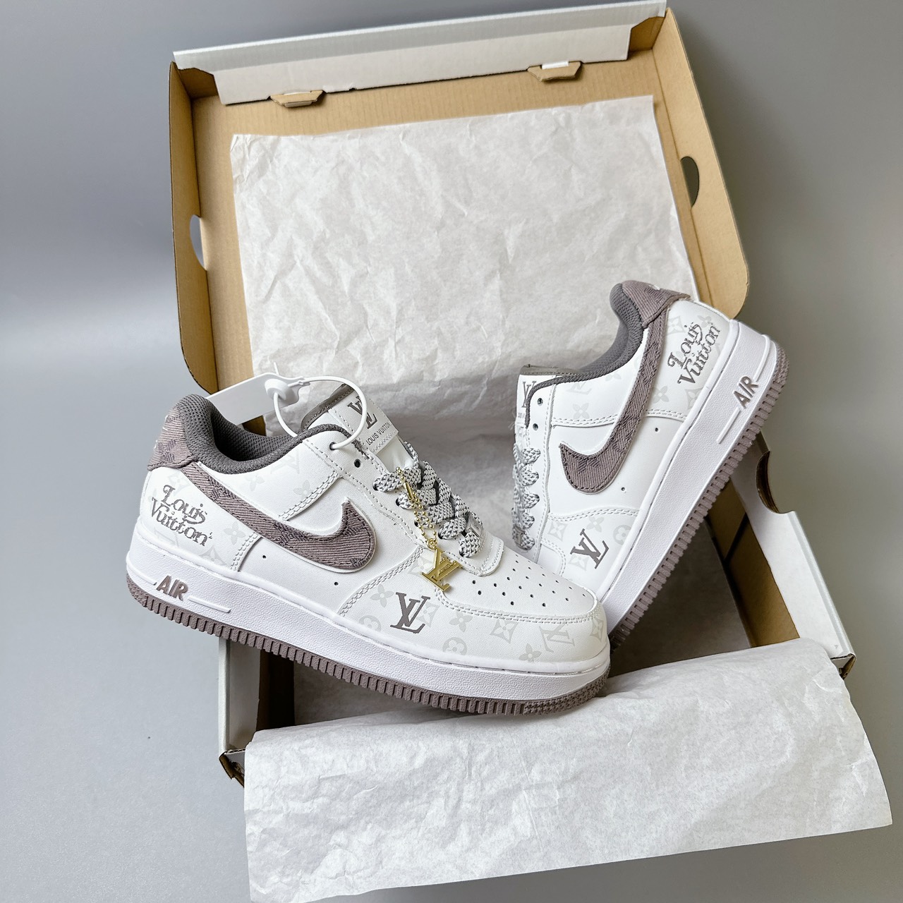 af1 lv vạch nâu SALE