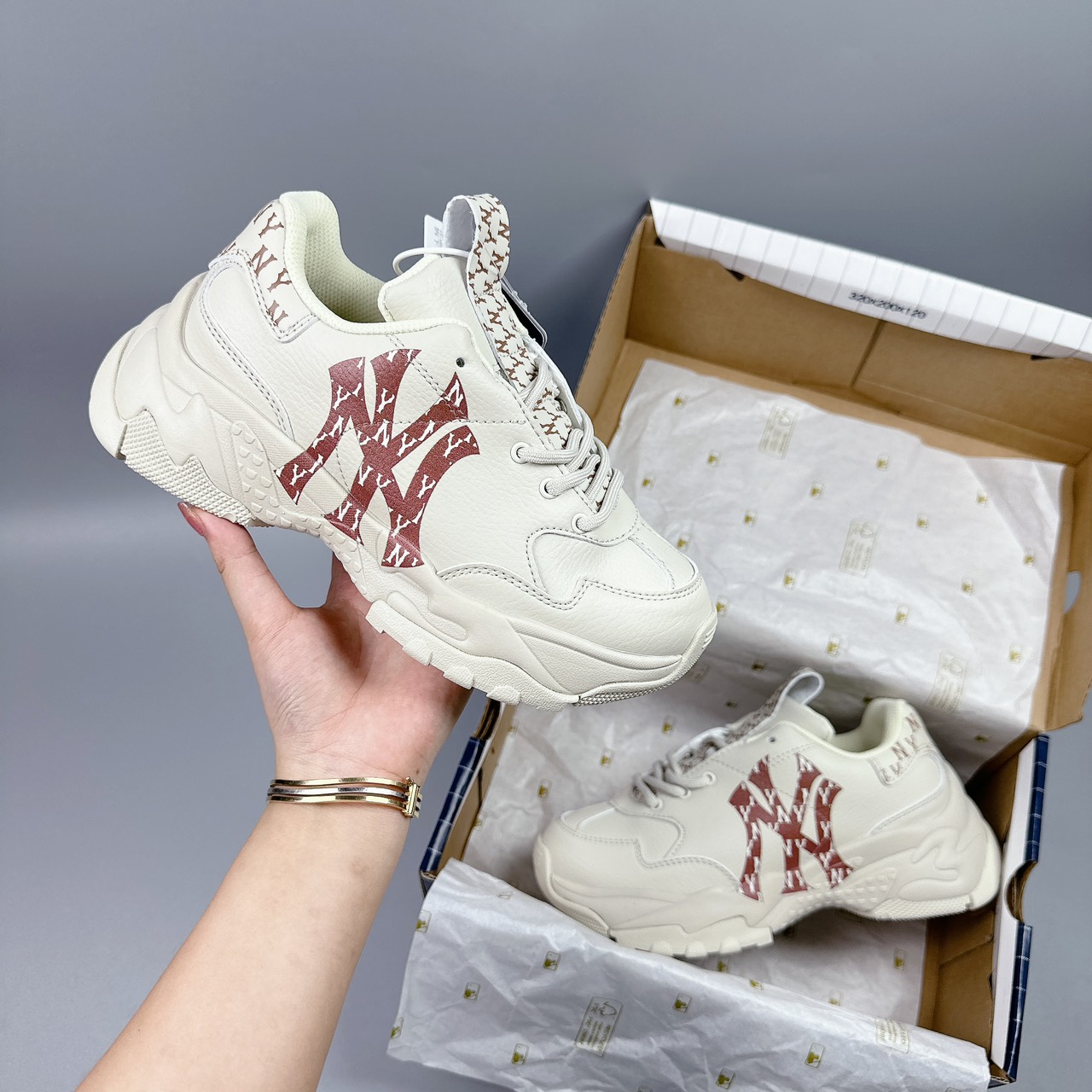 mlb NY chữ nâu bản mới