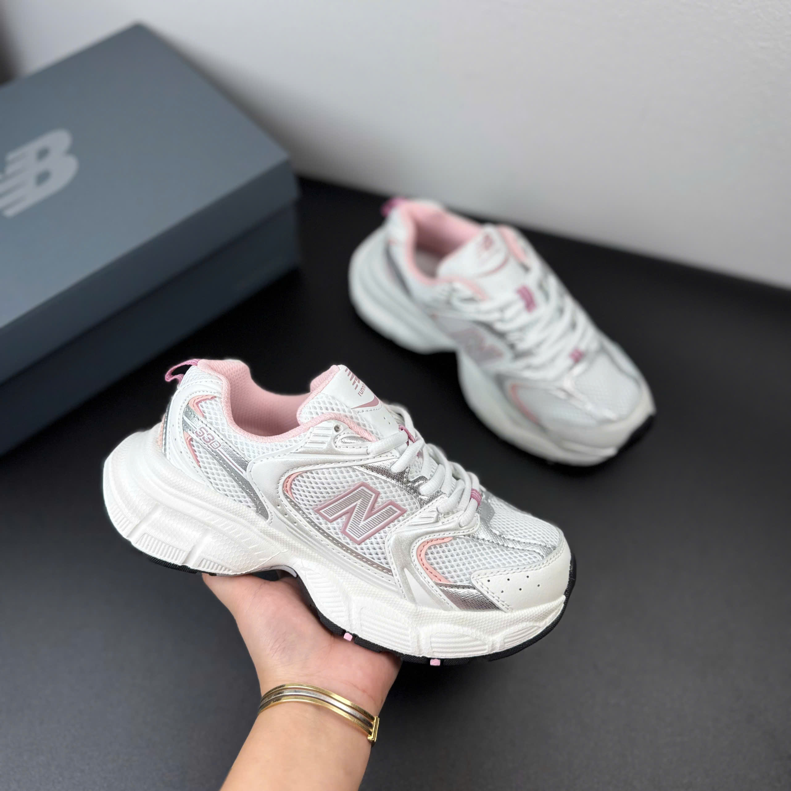 nb530 v2 hồng