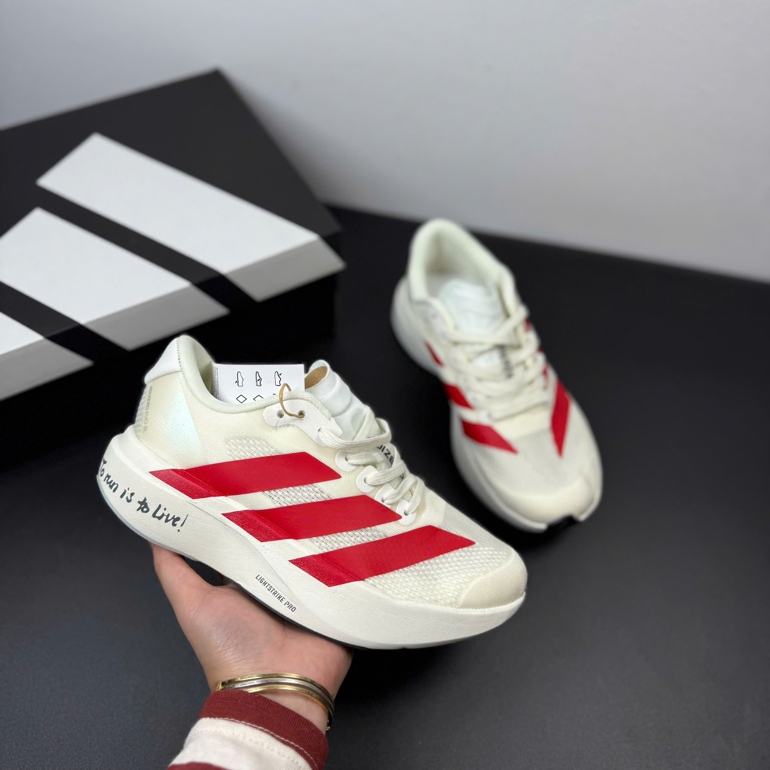 adizero evo trắng đỏ