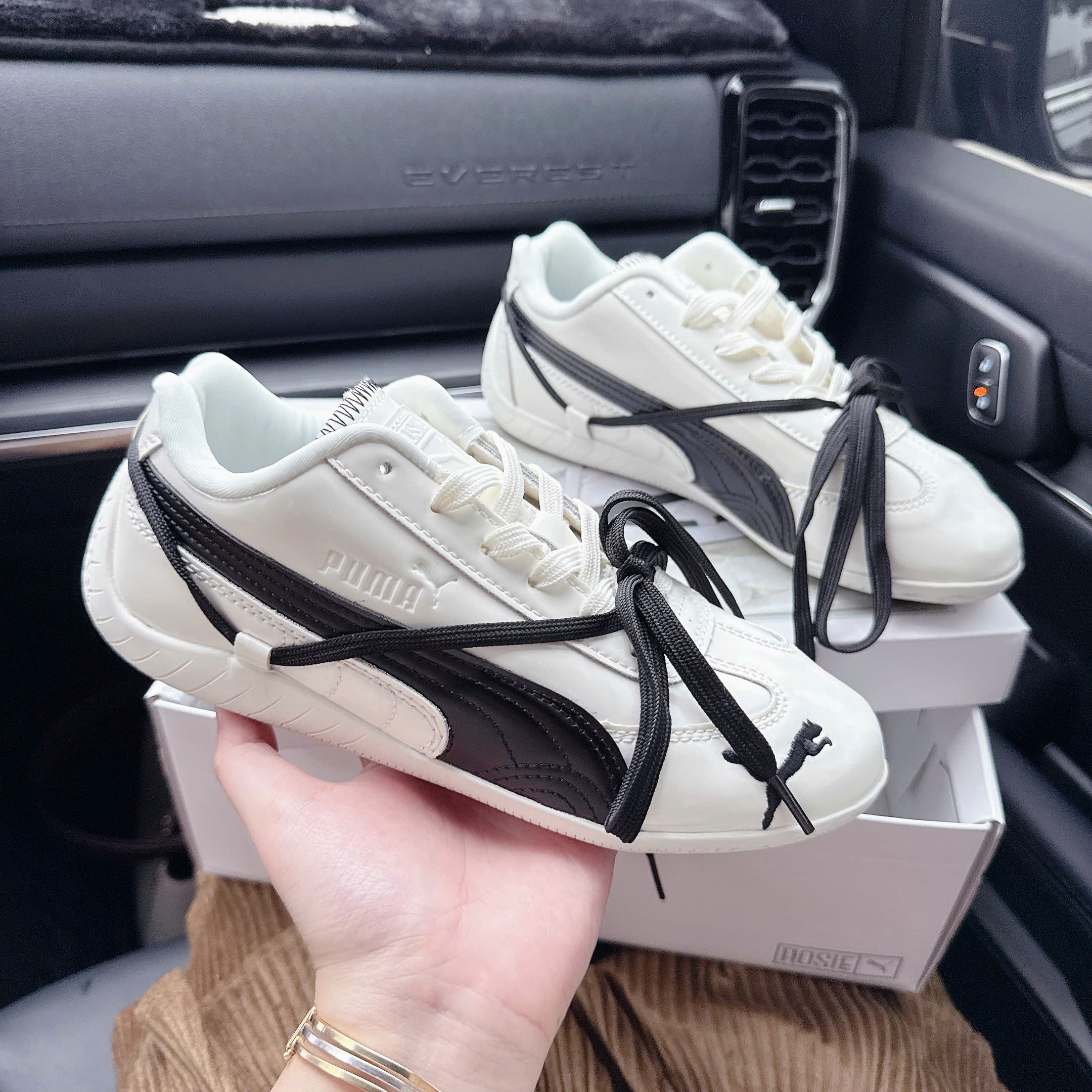 PM ROsie trắng rep