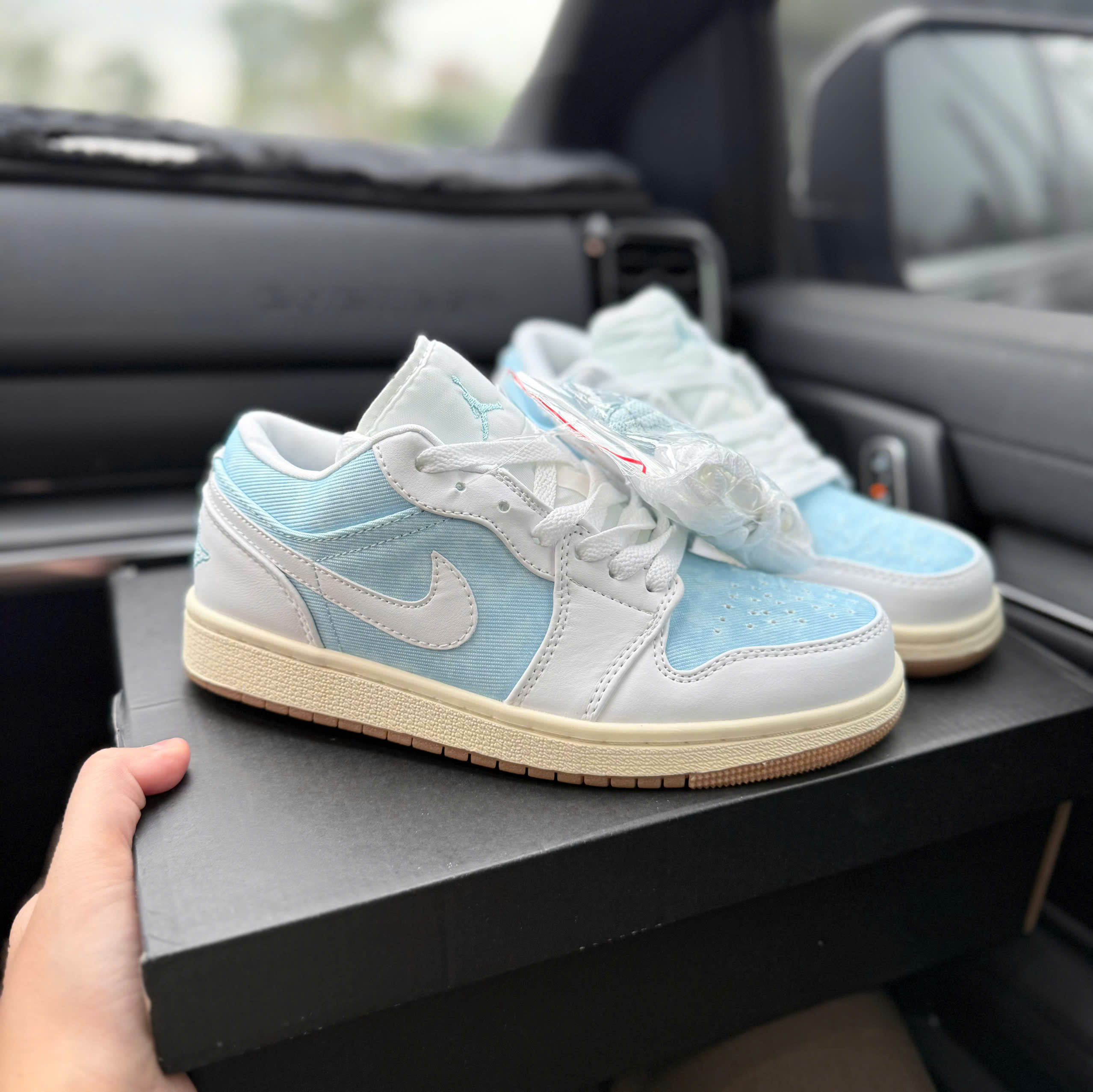 jd trắng xanh thấp