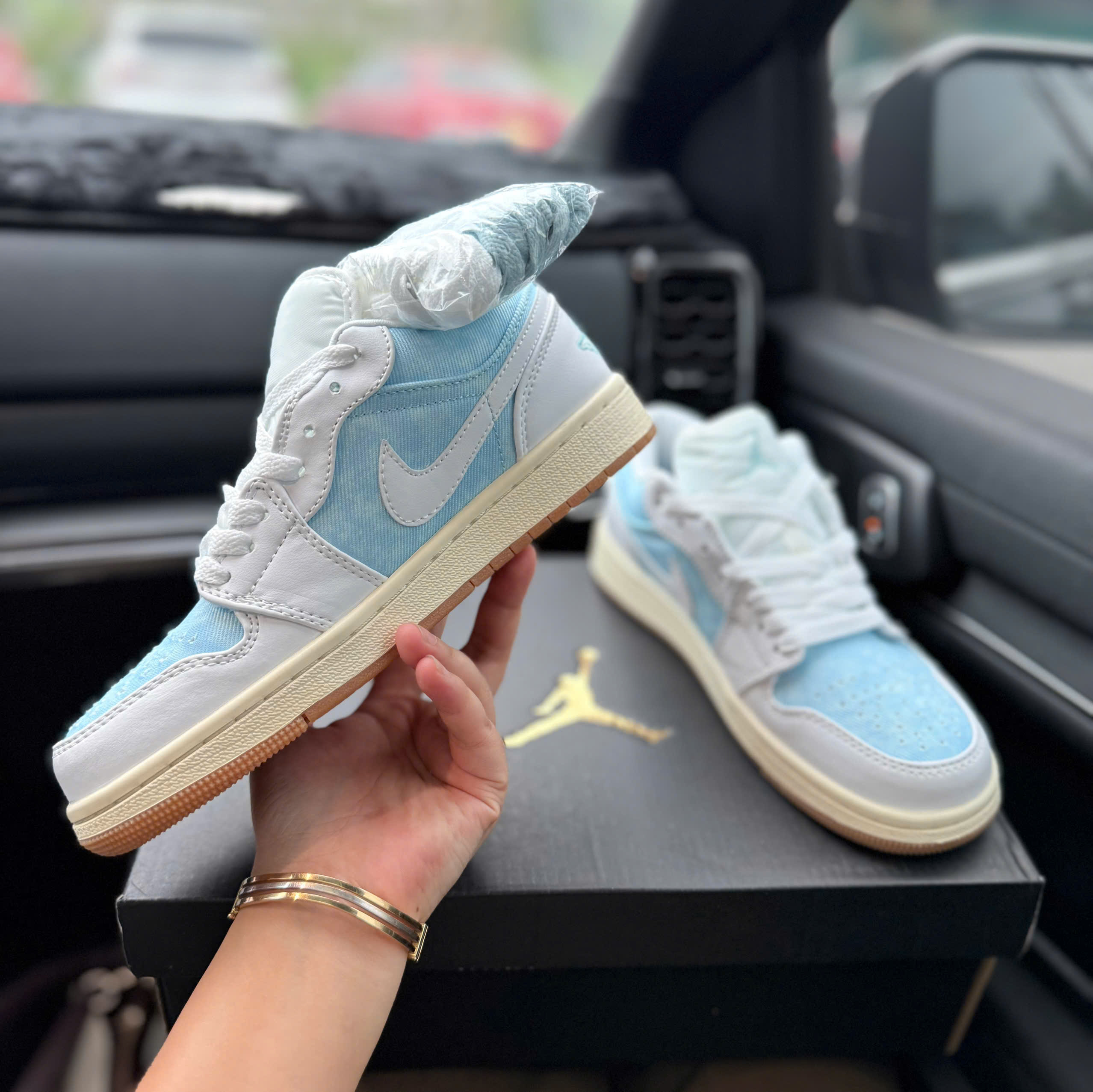 jd trắng xanh thấp