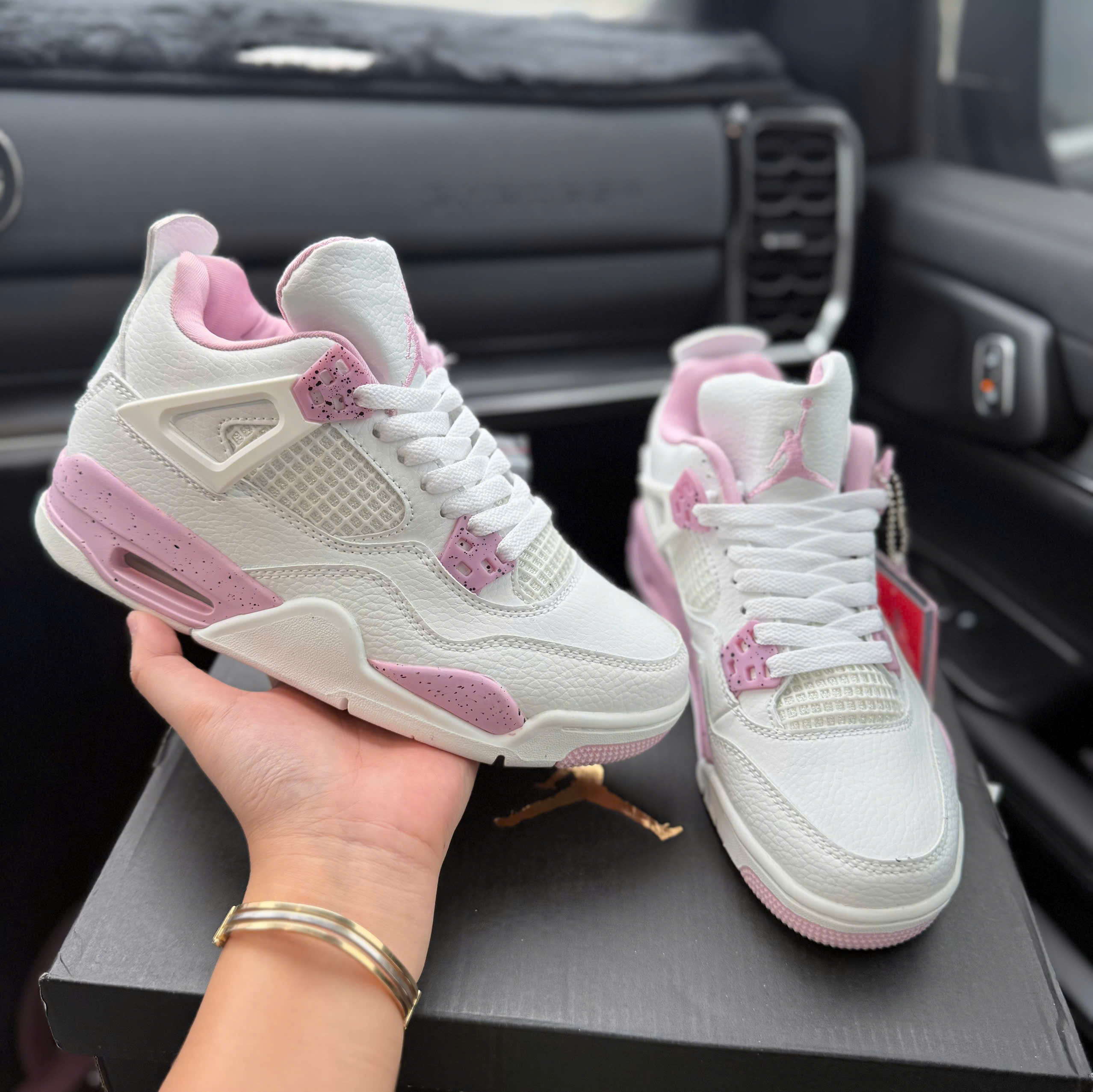 jd4 trắng hồng sc