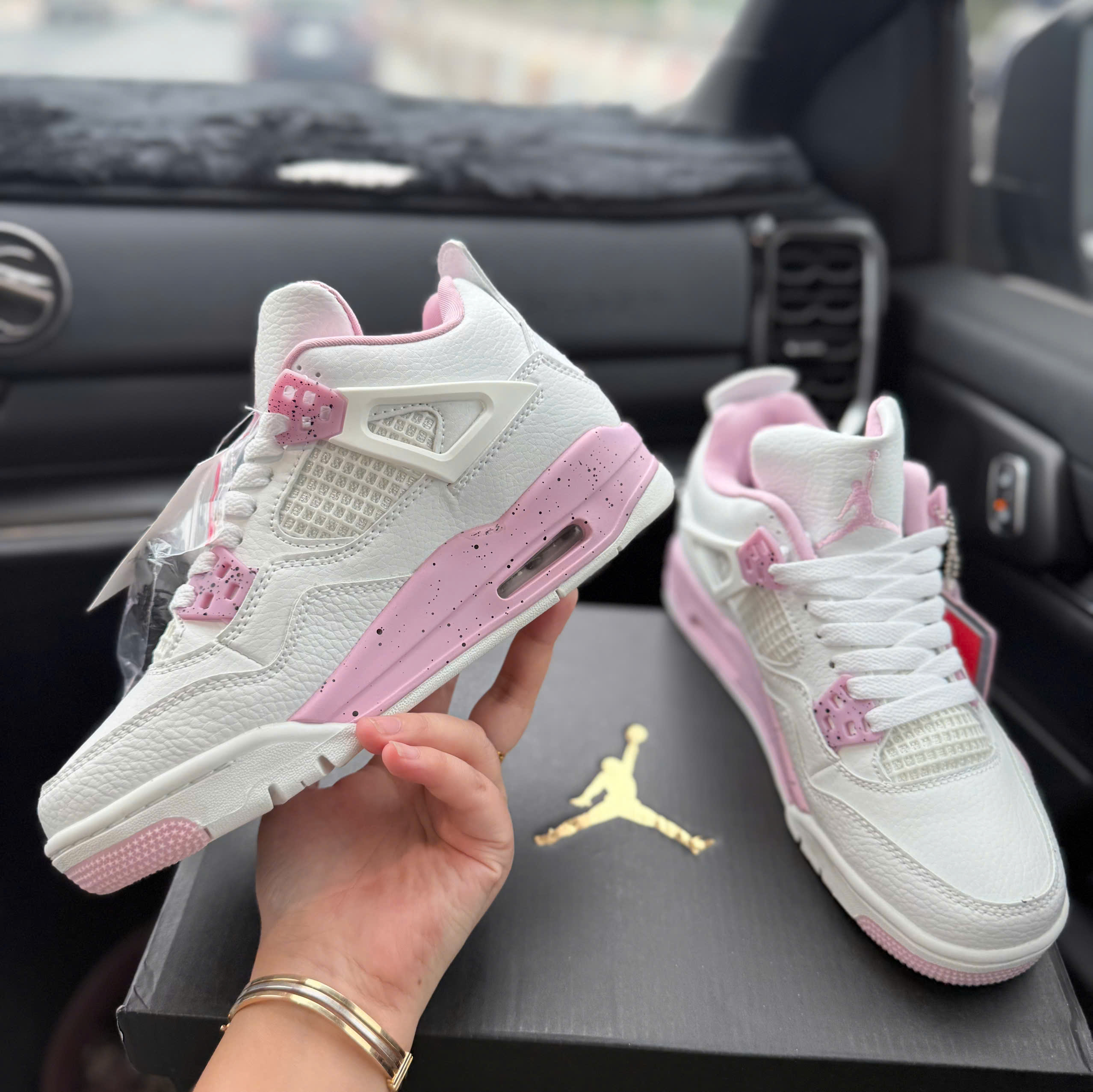 jd4 trắng hồng sc