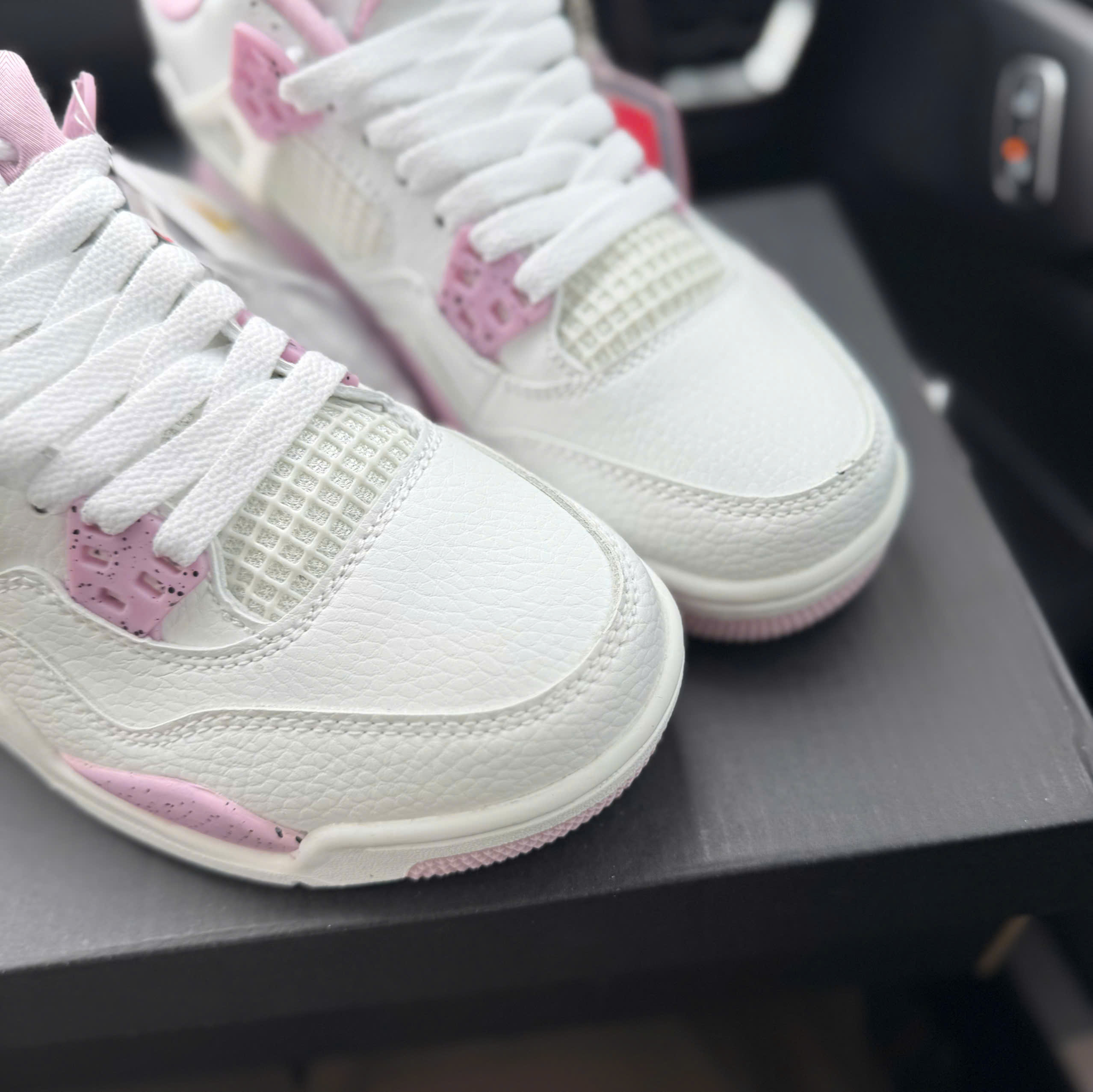 jd4 trắng hồng sc