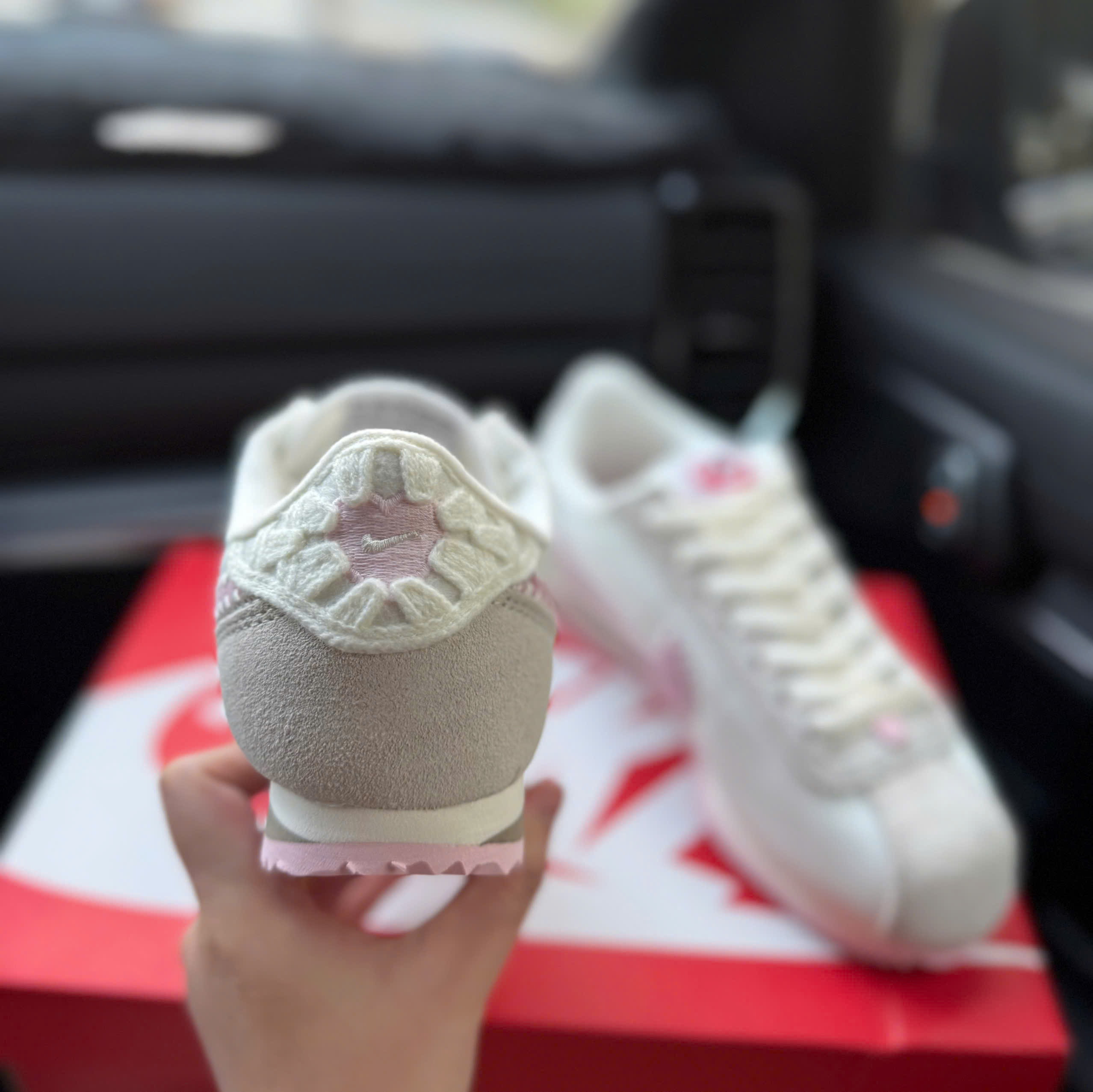 nike cortez vlt hồng