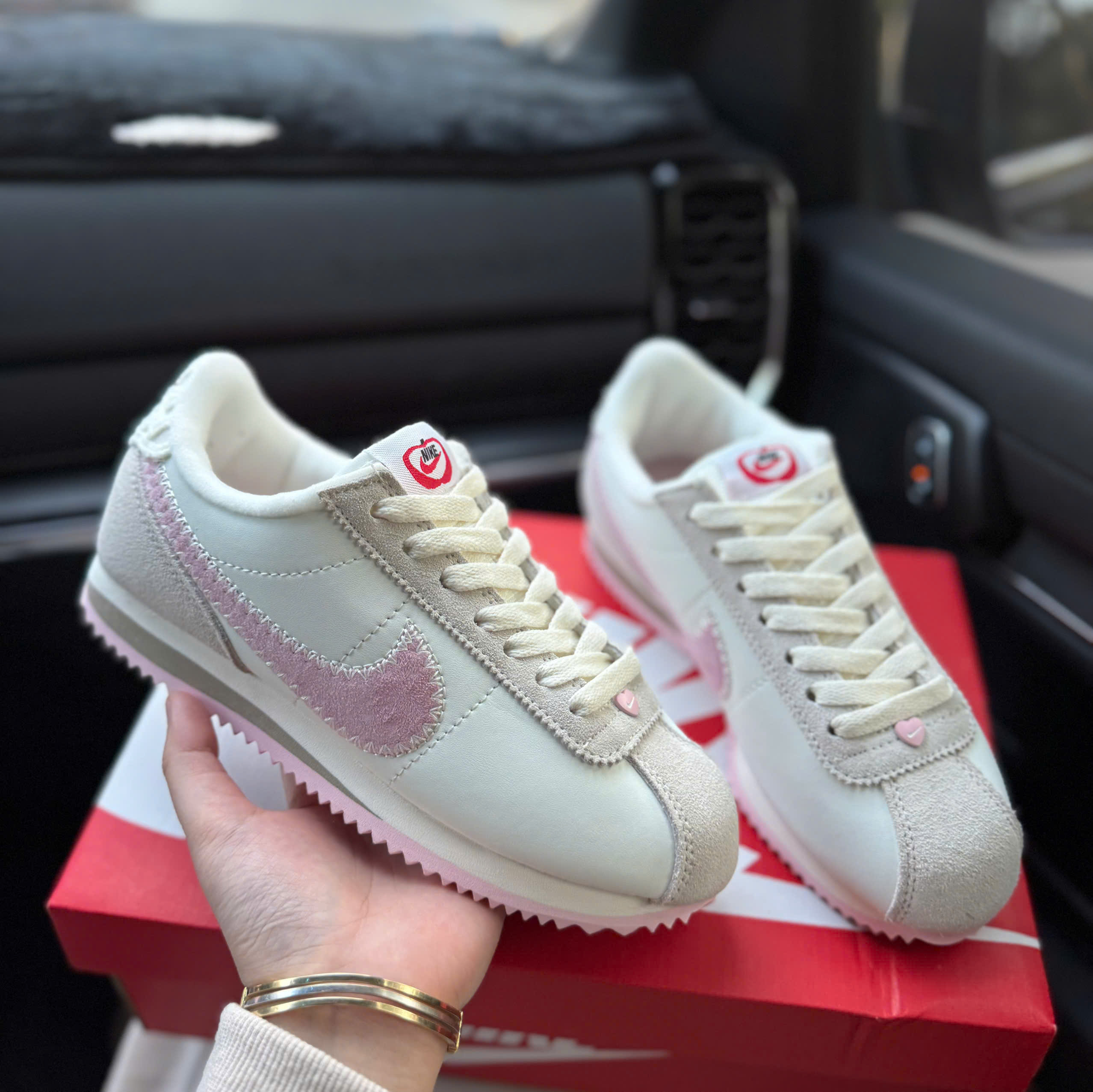 nike cortez vlt hồng