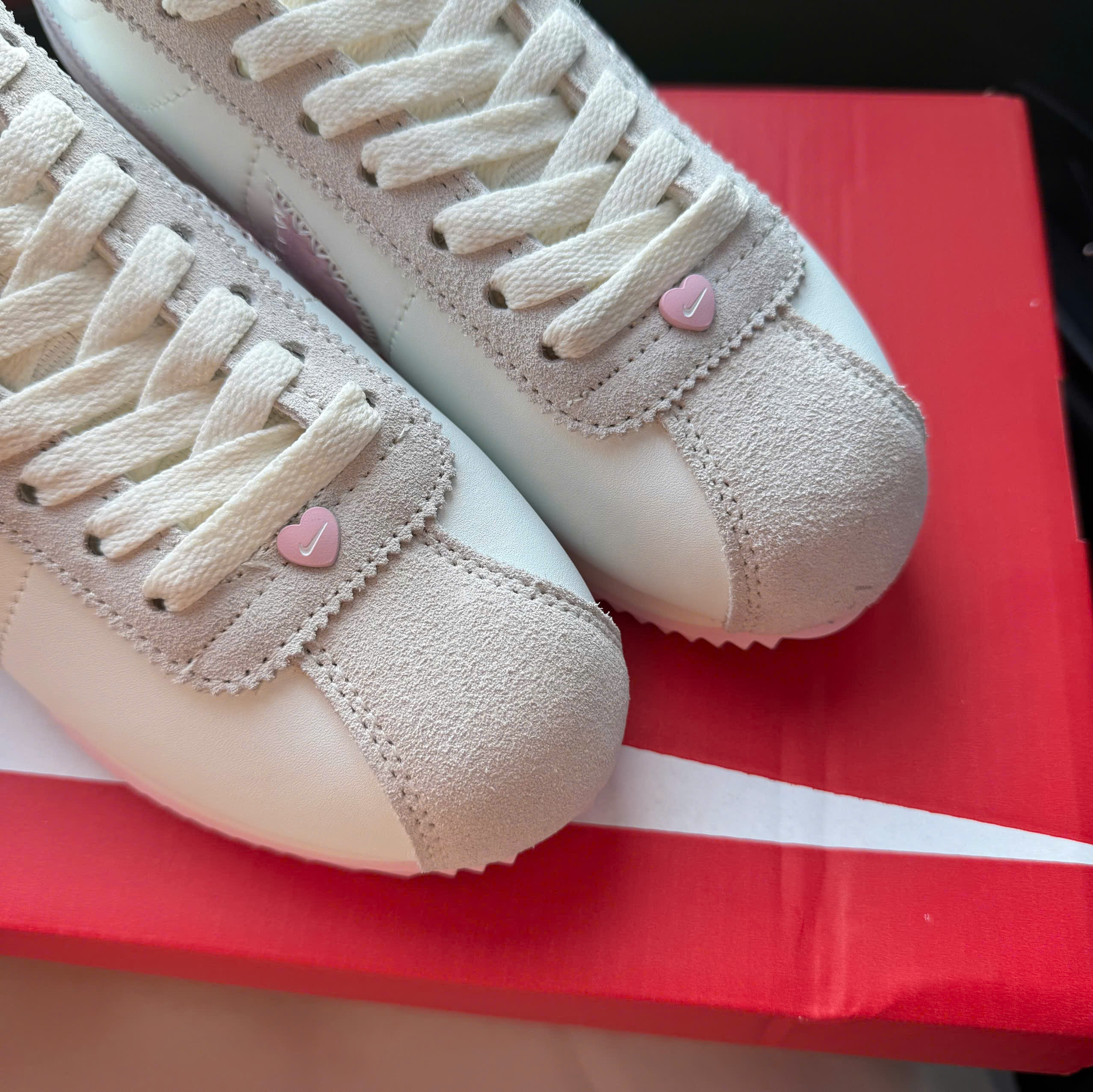 nike cortez vlt hồng