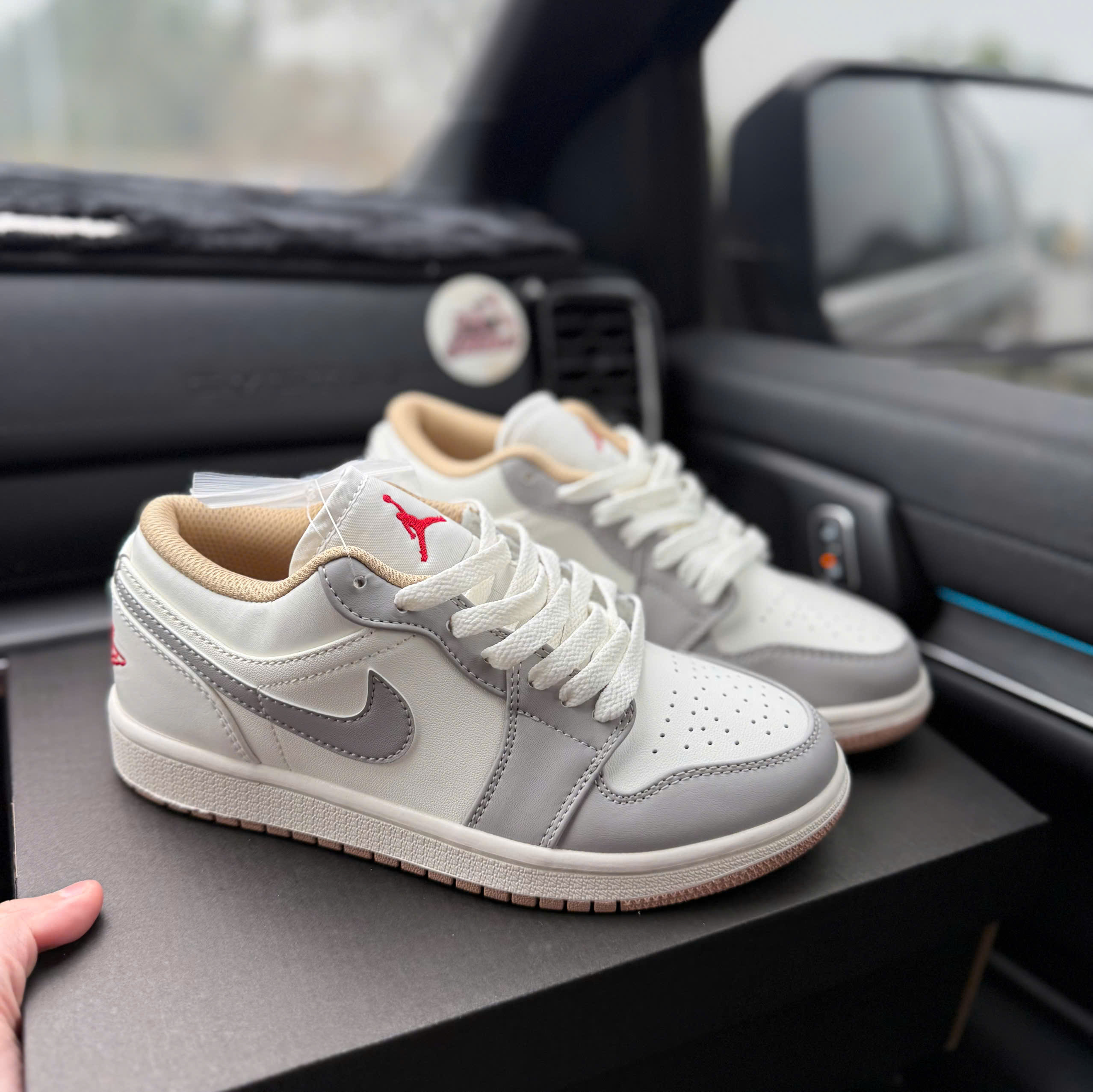 jd xám sữa thấp sc