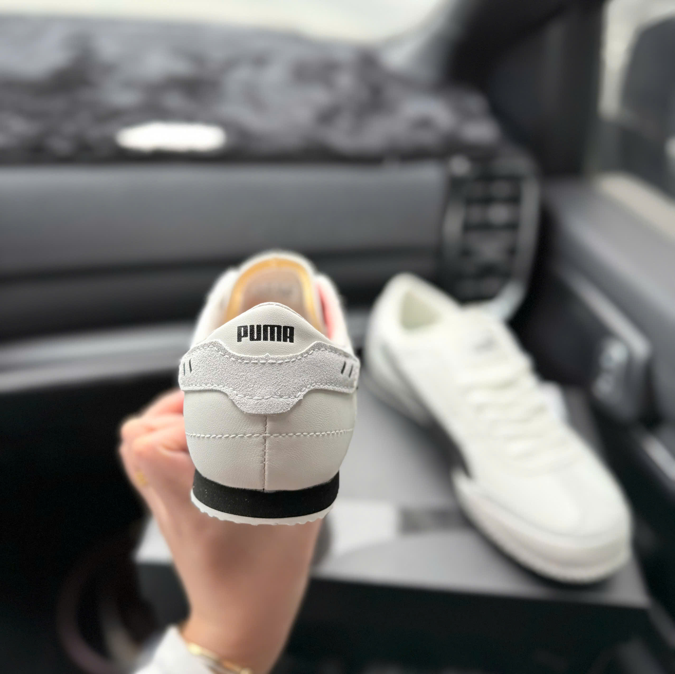 puma bella trắng đen