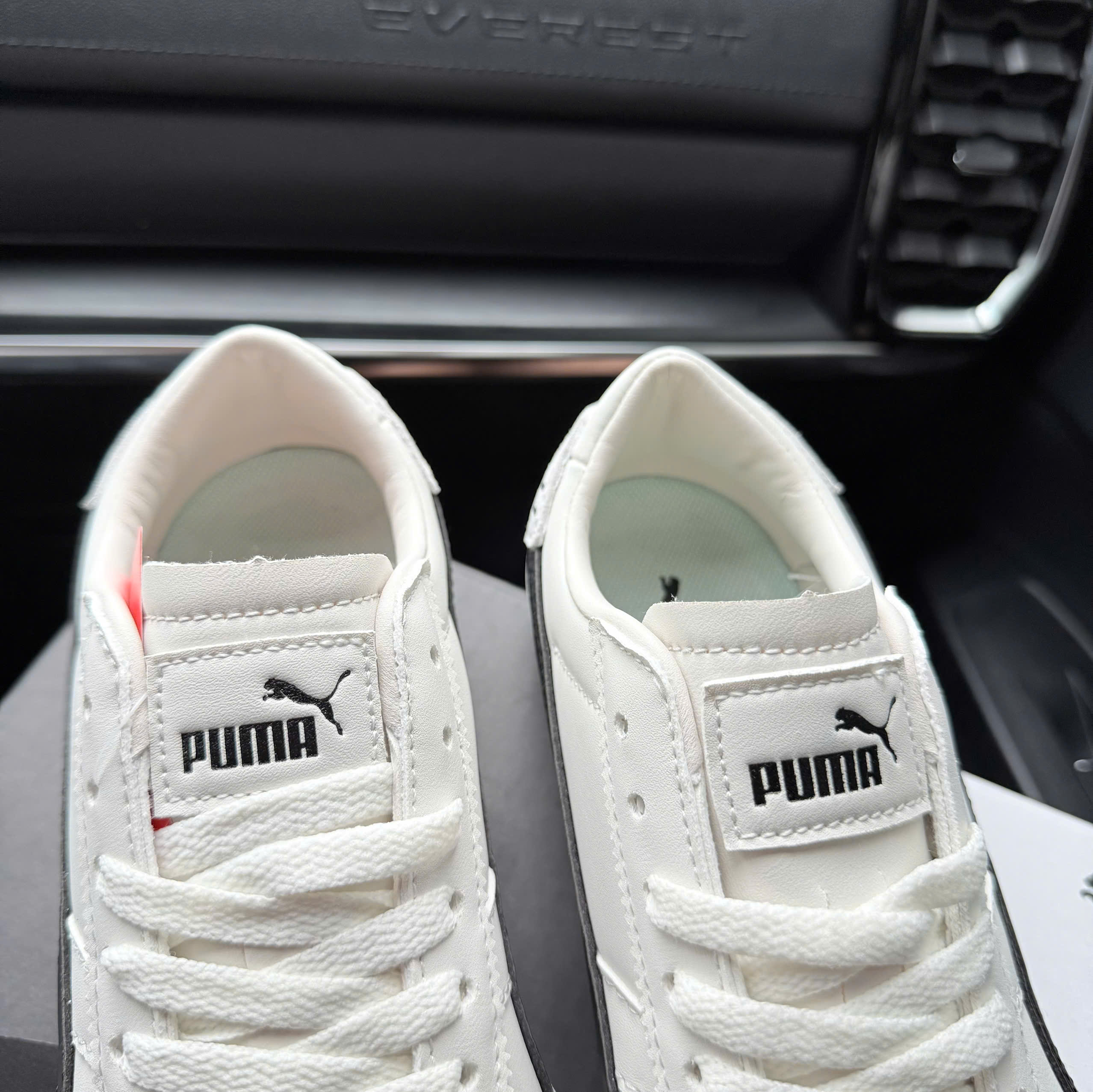 puma bella trắng đen