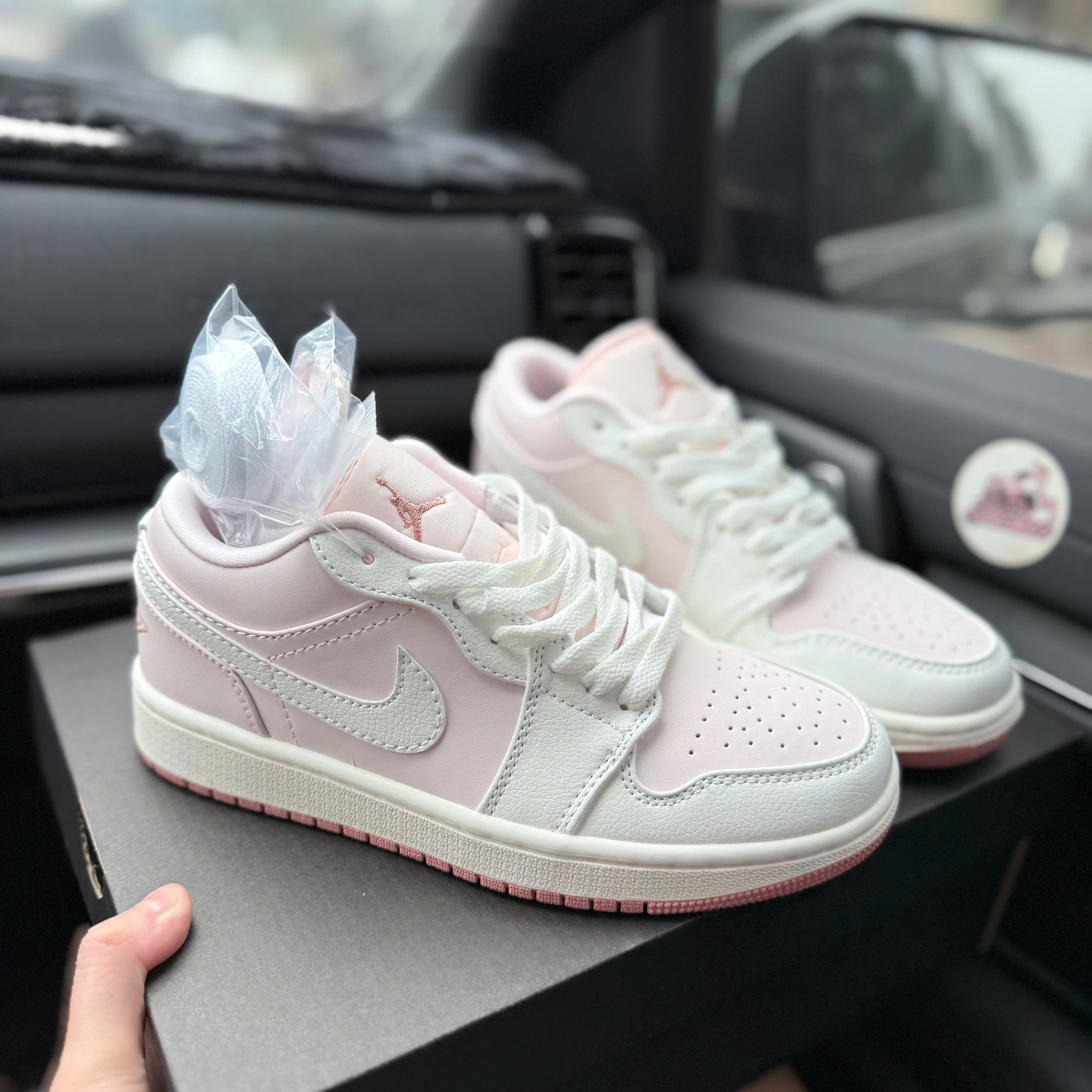 jd1 trắng hồng nhạt thấp SC