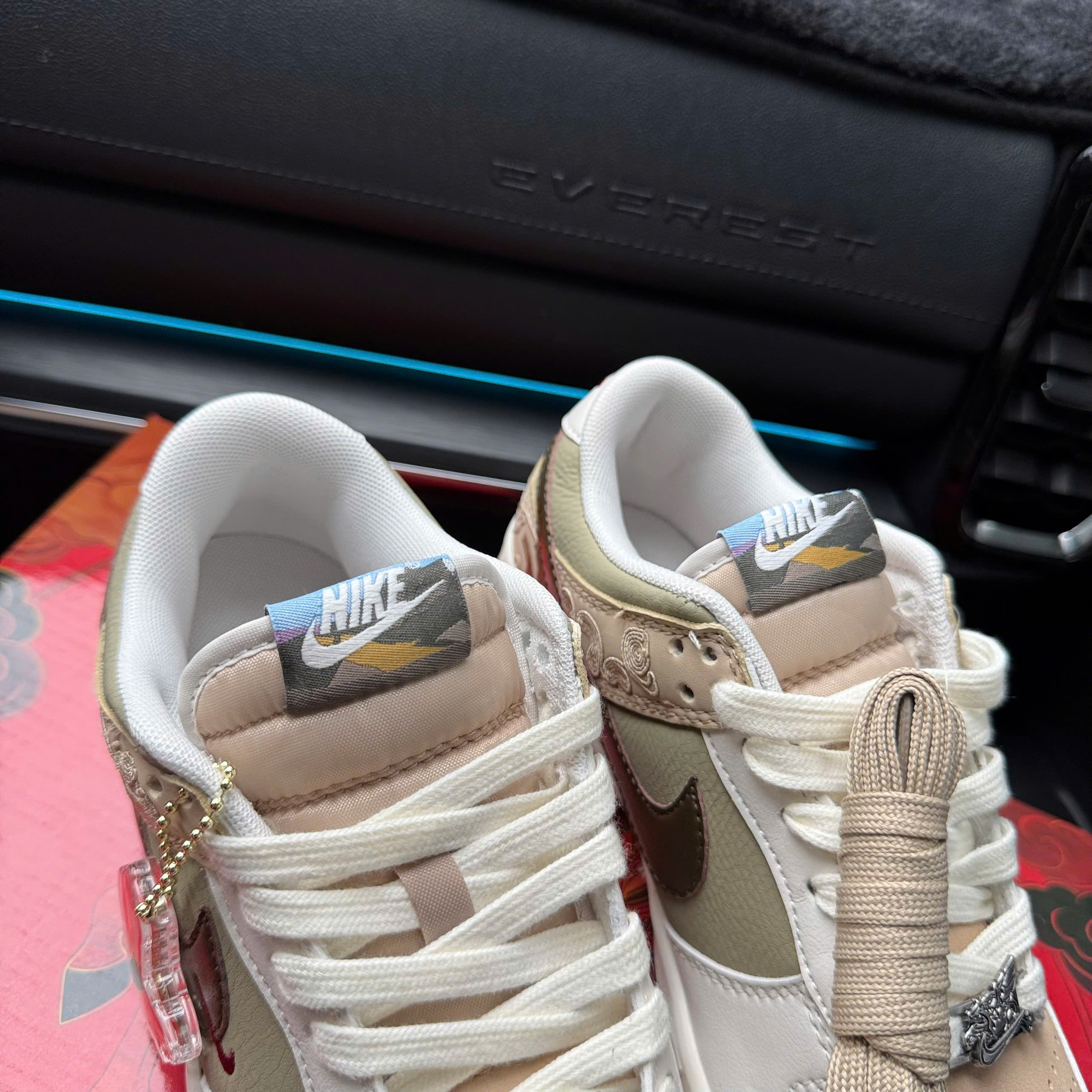 nike  SB ngựa 2026