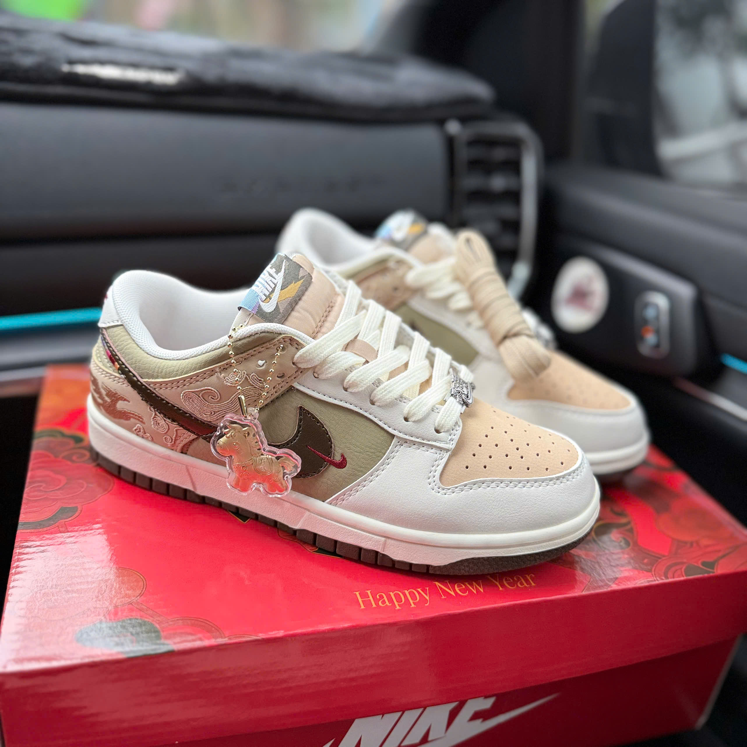 nike  SB ngựa 2026