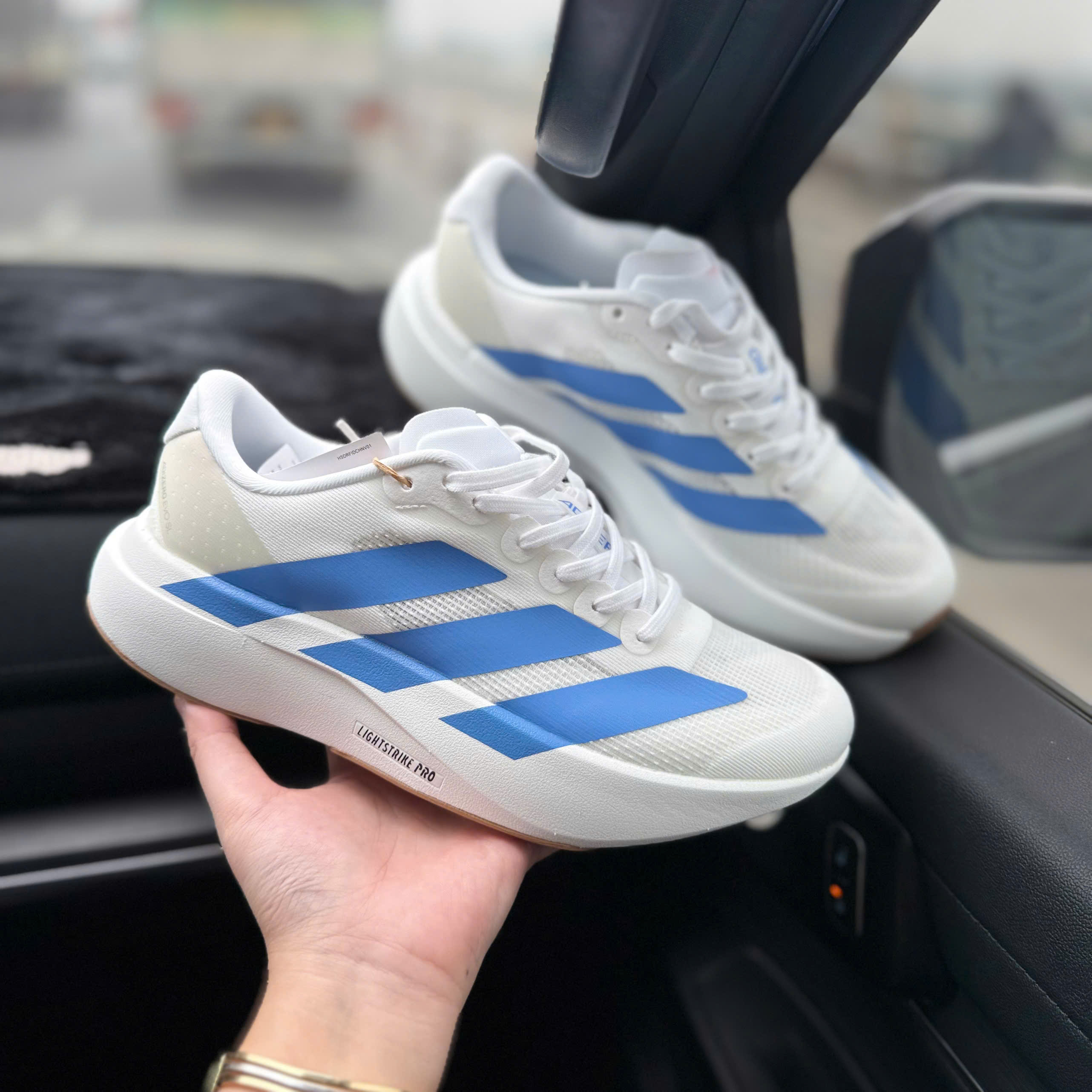 adizero evo trắng xanh