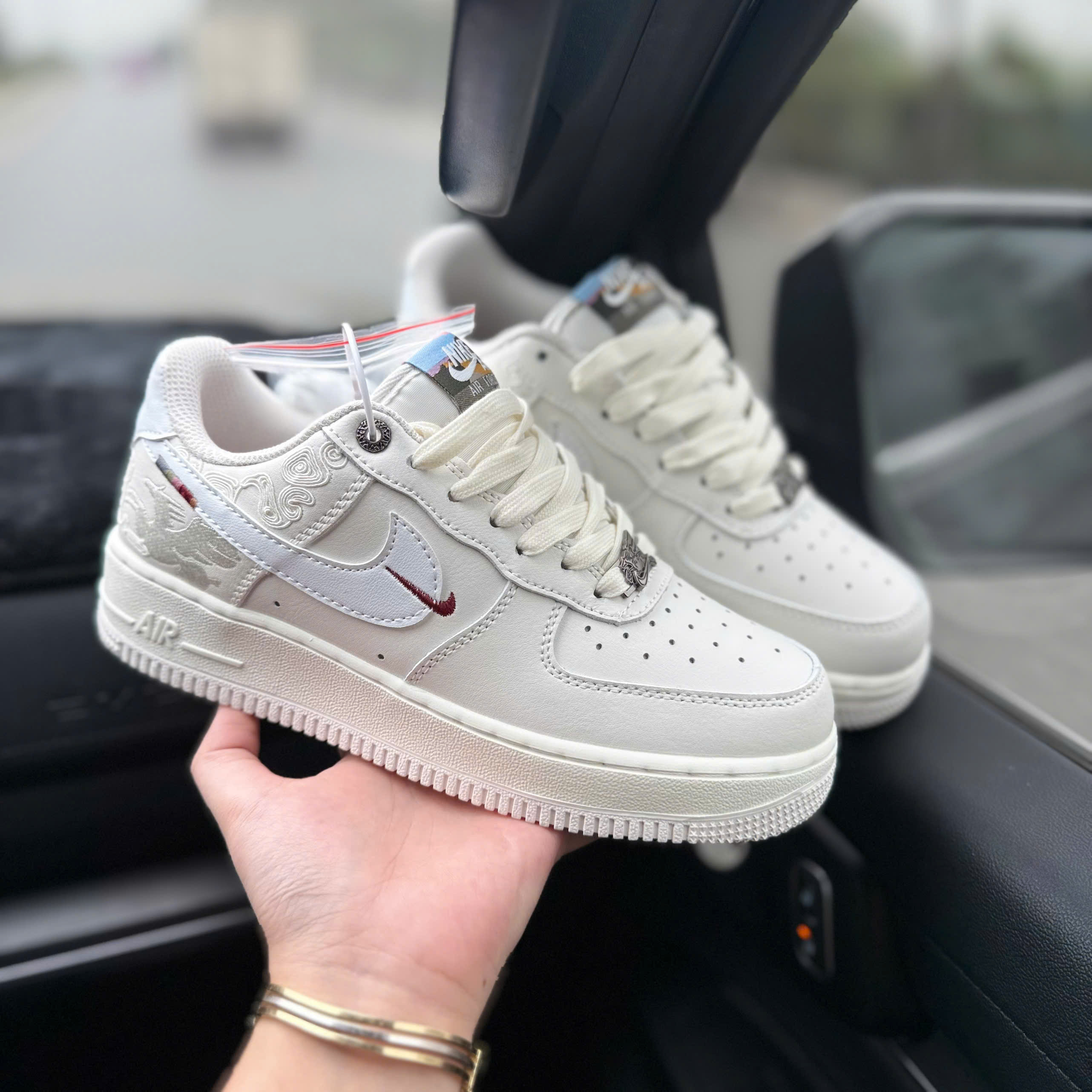 af1 ngựa trắng 2026