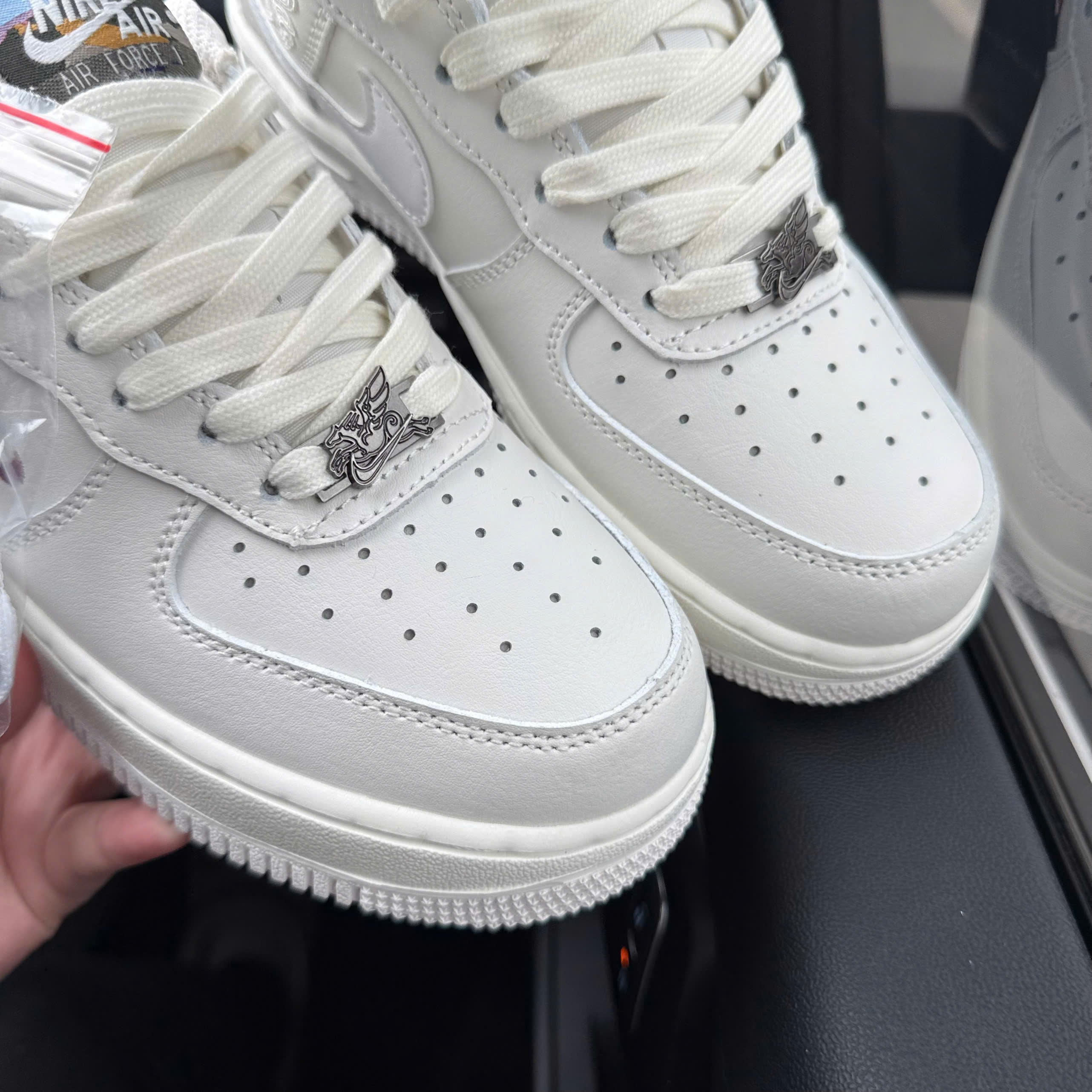 af1 ngựa trắng 2026