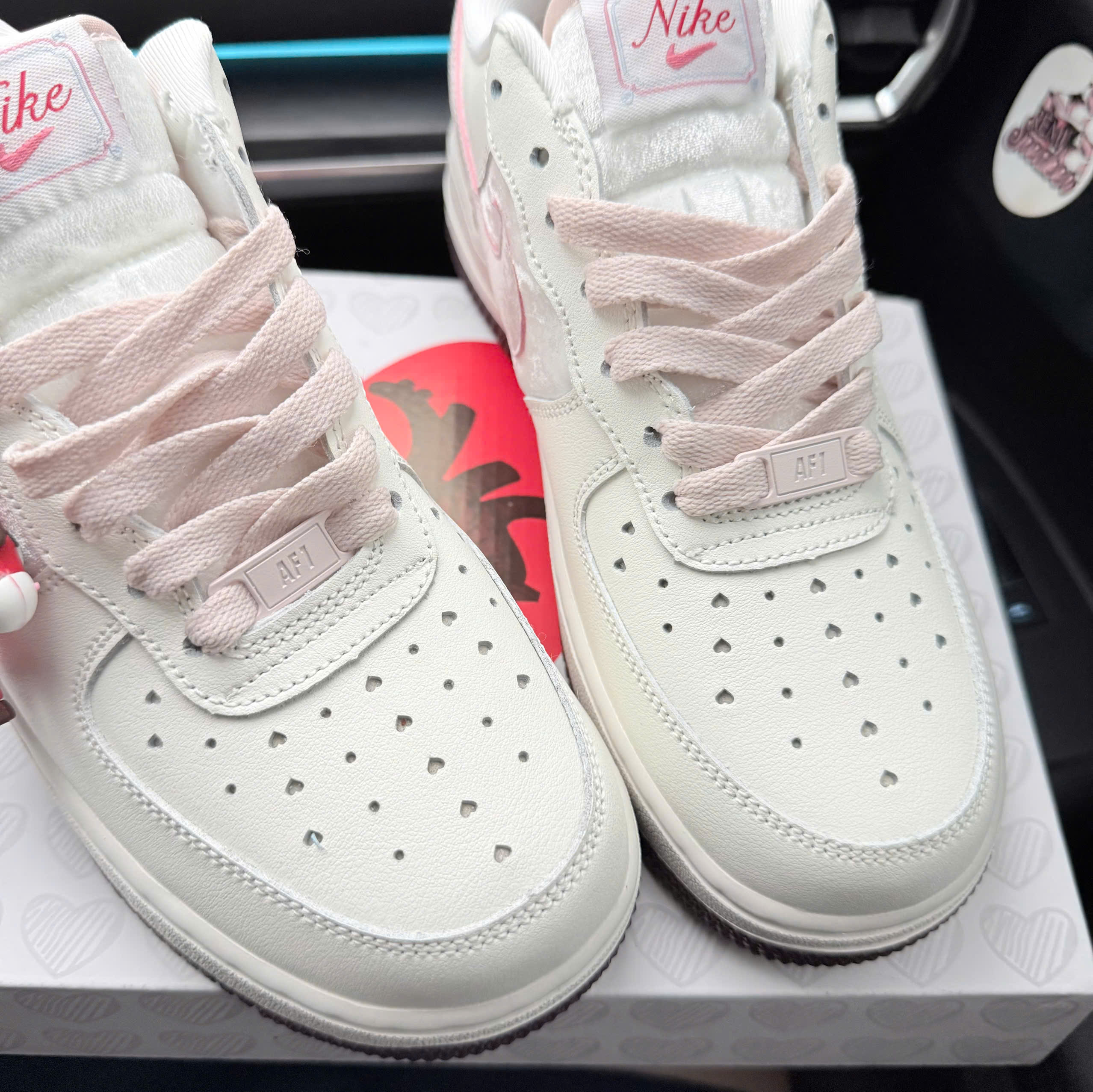 AF1 NƠ TIM 2026 ❤️