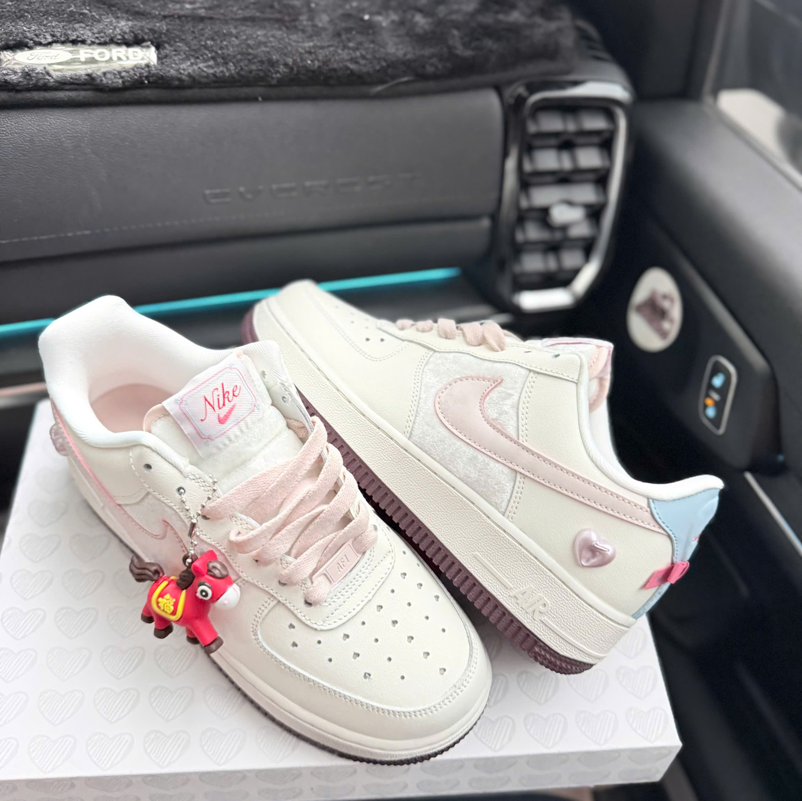 AF1 NƠ TIM 2026 ❤️