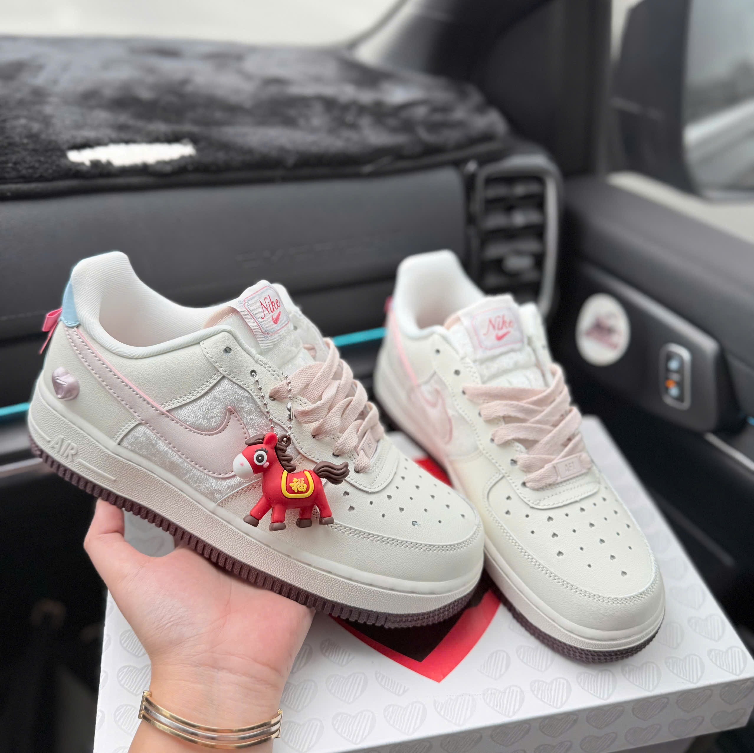 AF1 NƠ TIM 2026 ❤️